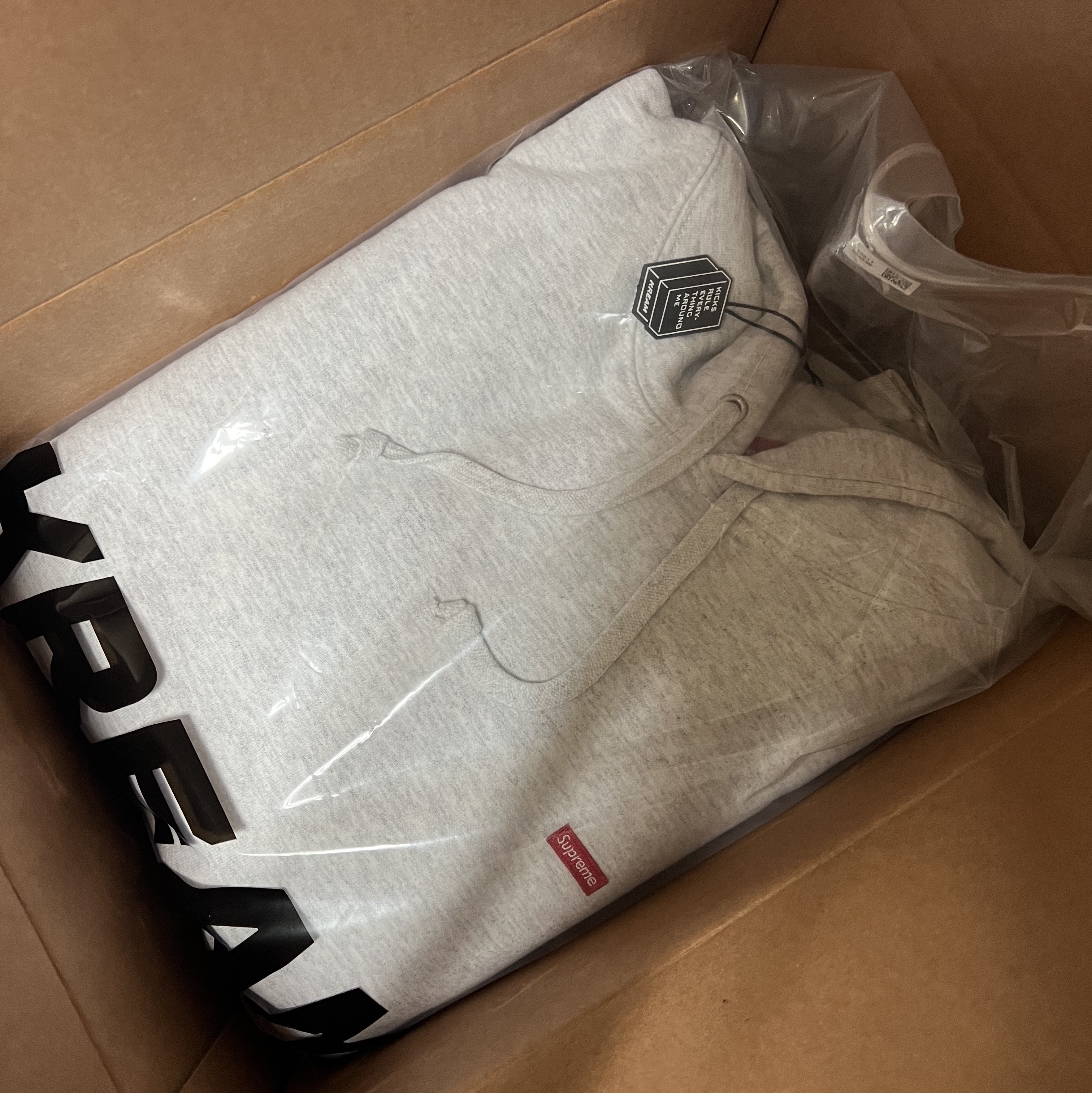 Supreme Small Box Hooded Sweatshirt Ash Grey - 23SS 착용 스타일
