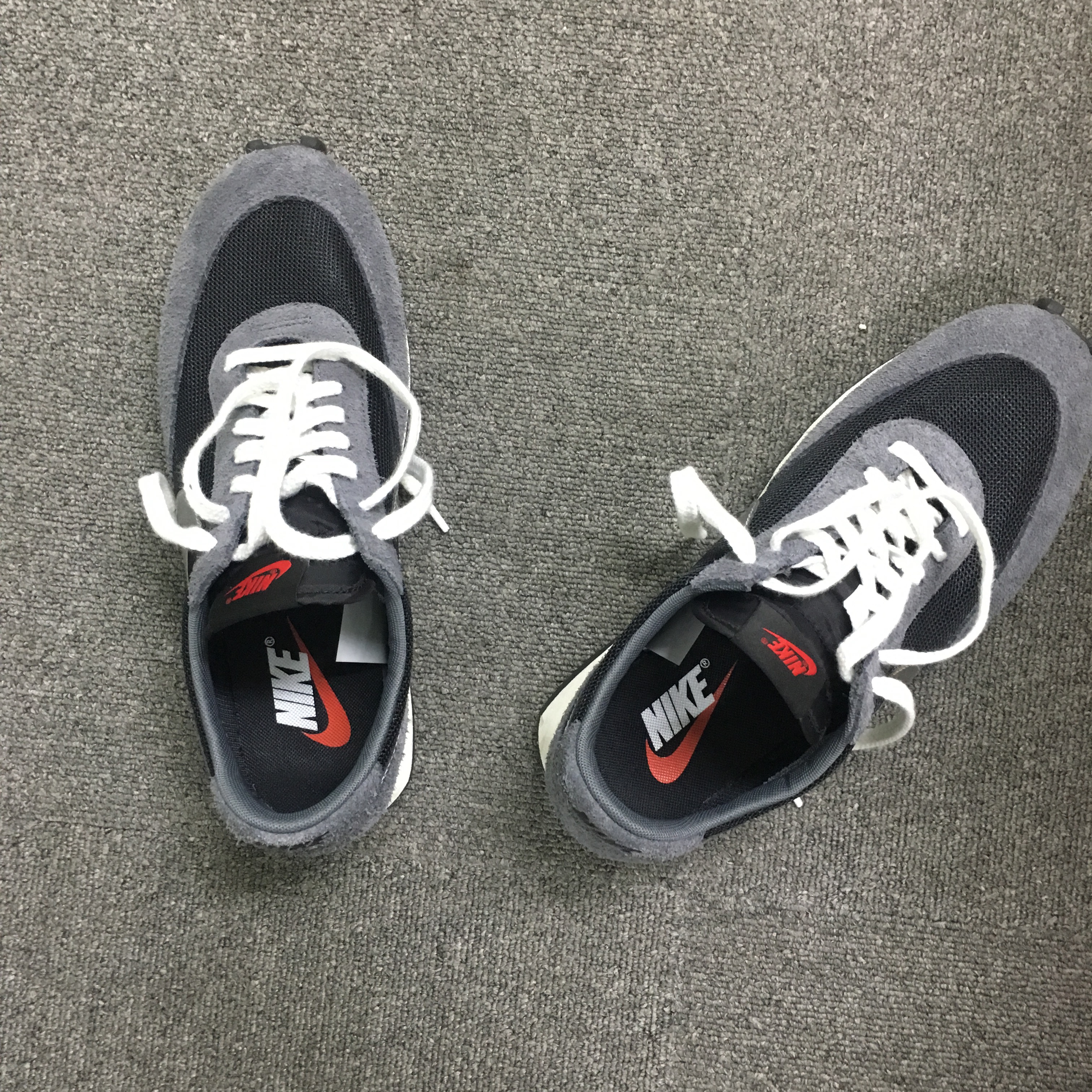 Nike Daybreak SP Black Metallic Silver 착용 스타일
