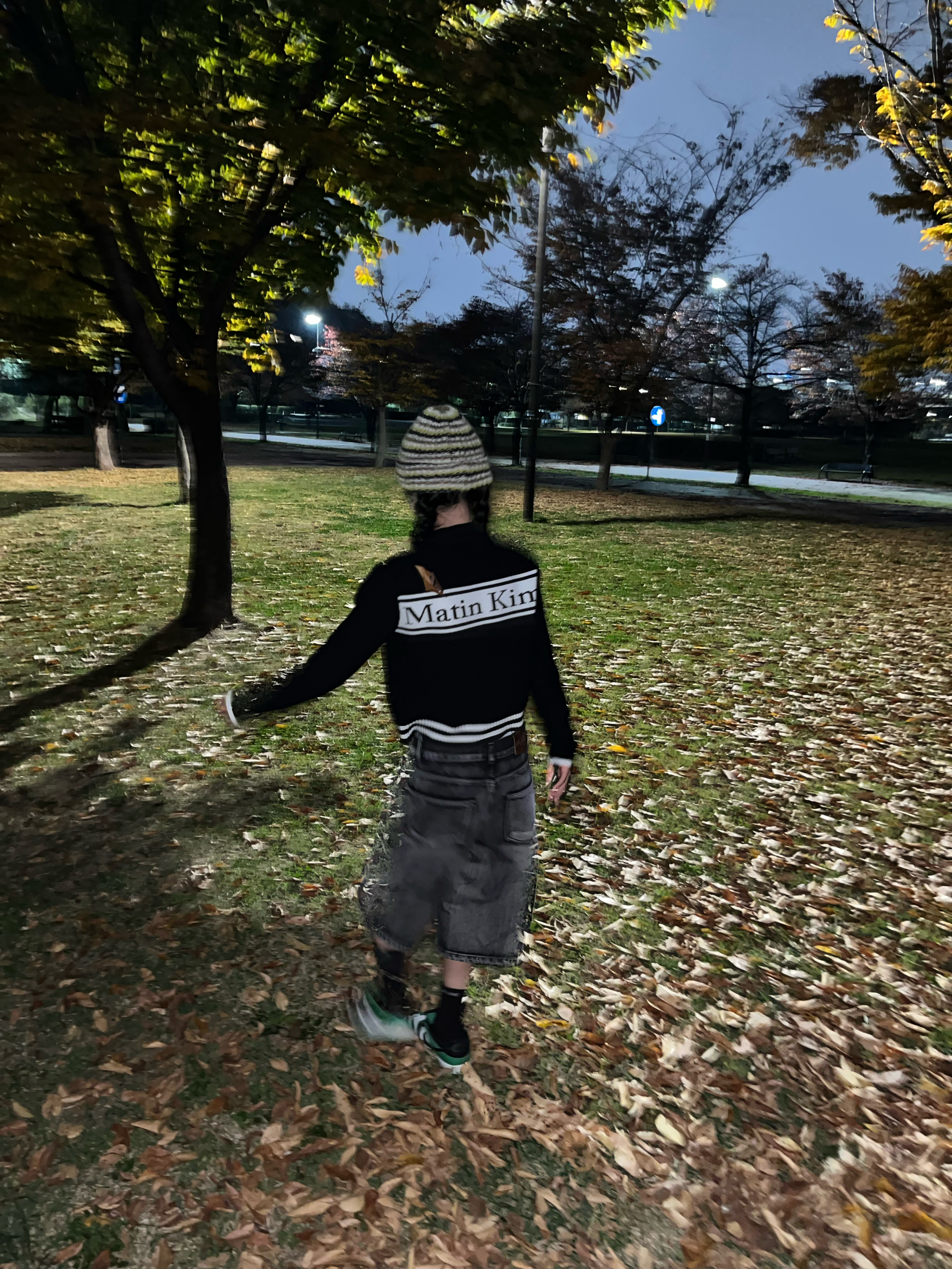 Matin Kim Spell Point Stripe Knit Cardigan Black, Supreme Loose Stripe Beanie Olive - 23FW 착용 스타일 - 5