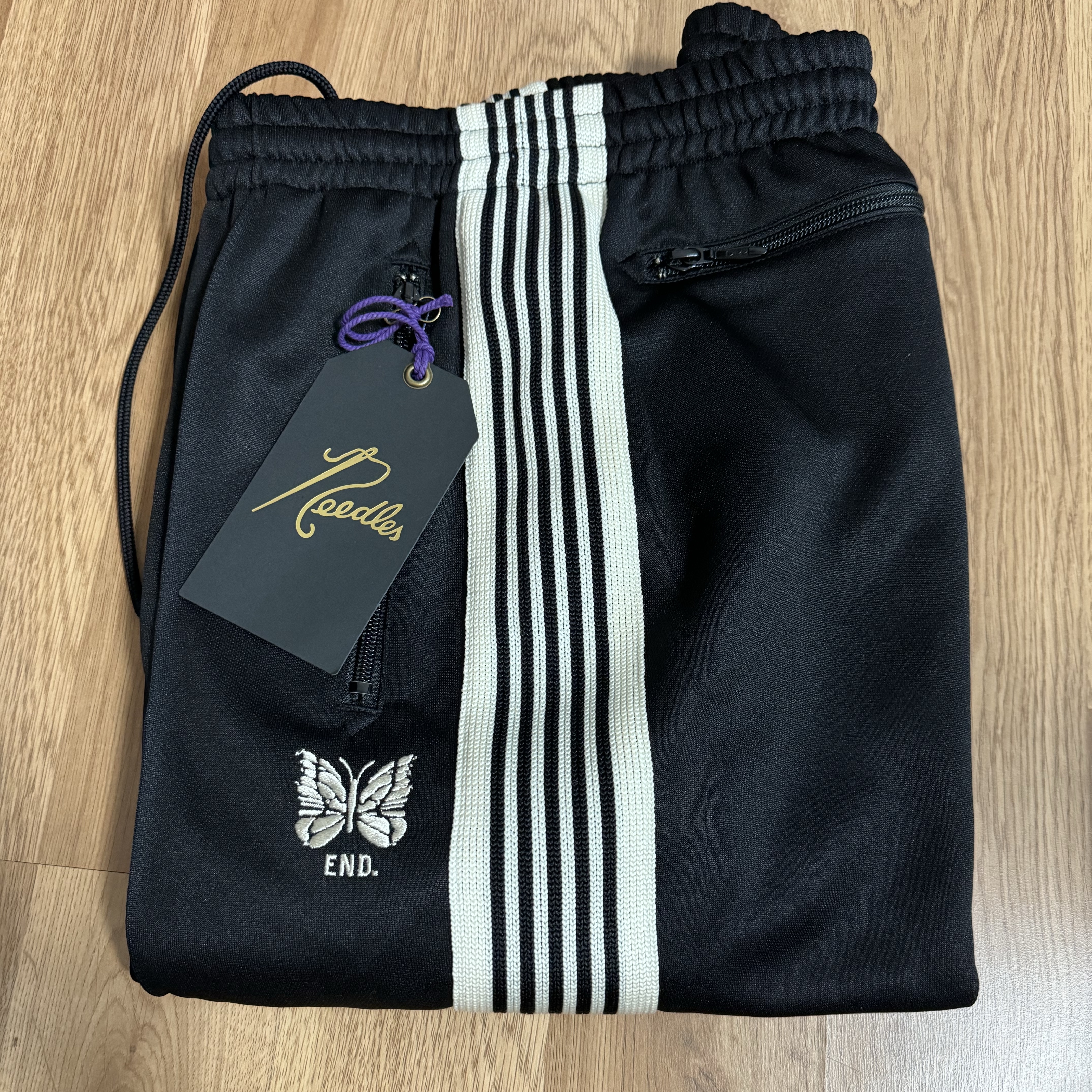Needles x END. Blackjack Pants Black Pearl 착용 스타일 - 2
