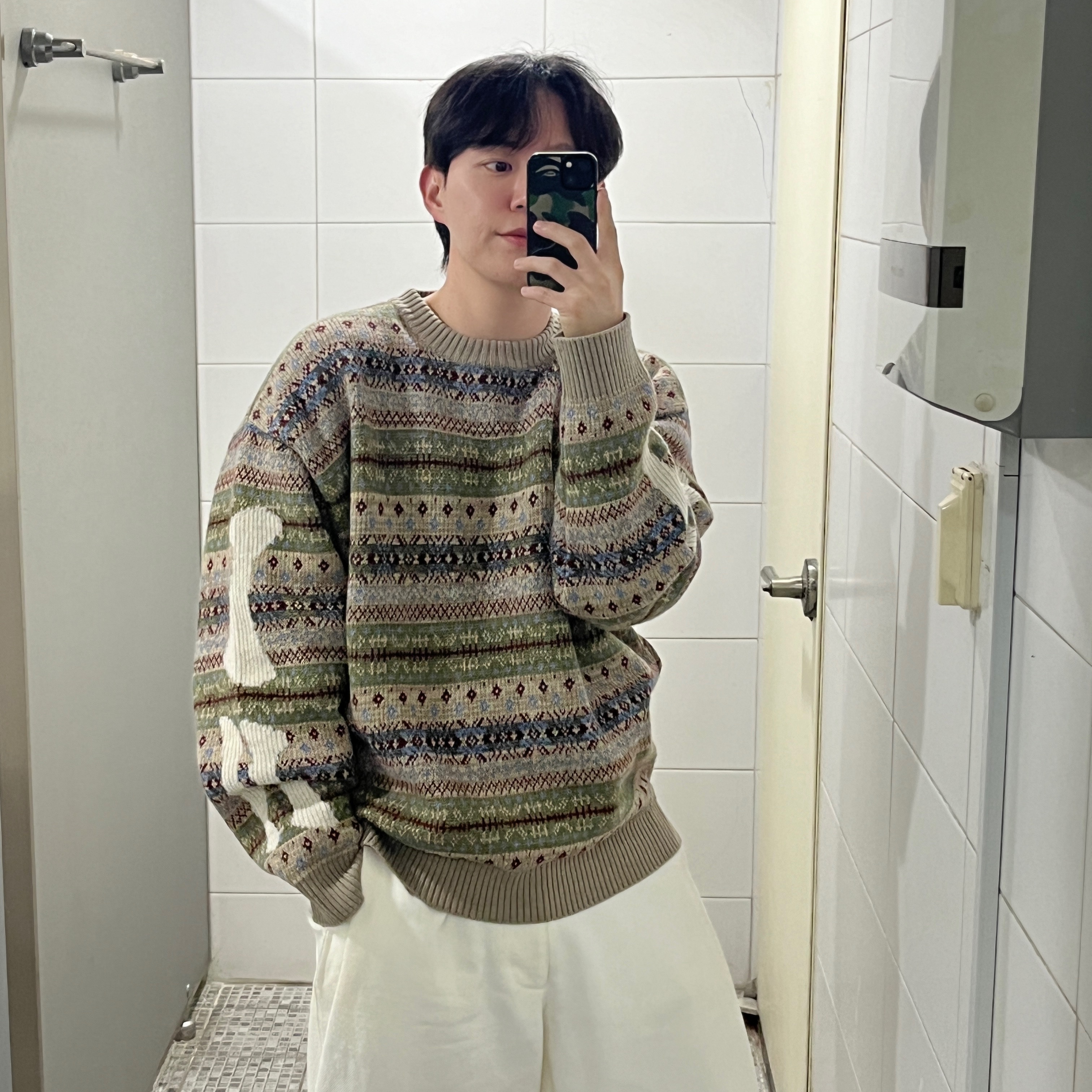 Kapital 7G Wool Fair Isle Bone Crewneck Sweater Saxophone 착용 스타일
