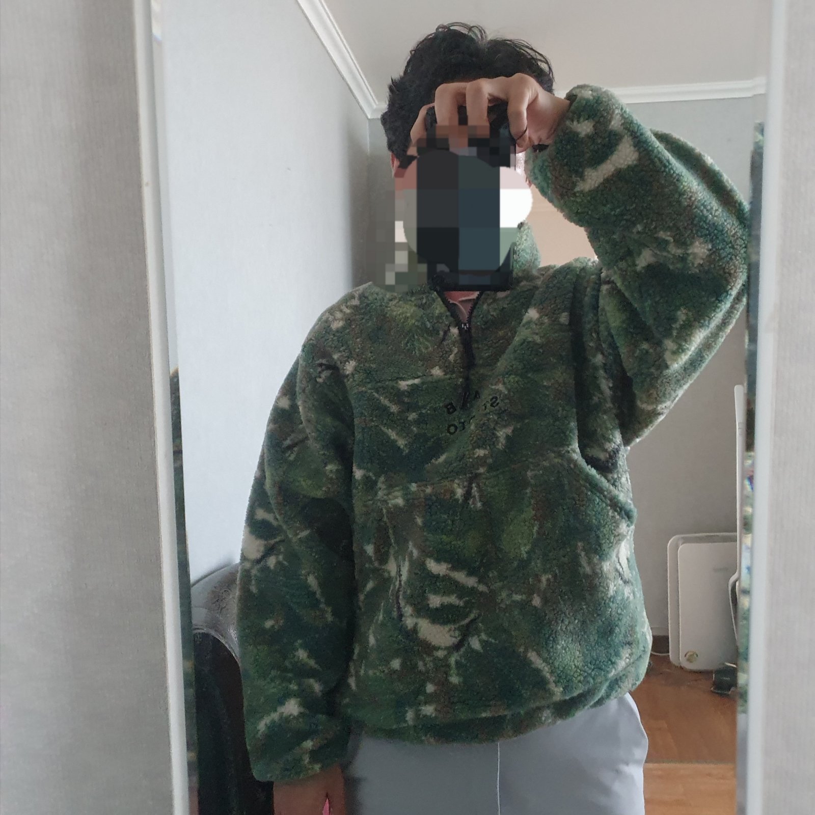 IAB Studio x Helinox Jacquard Half Zip-Up Bukhansan 착용 스타일 - 3