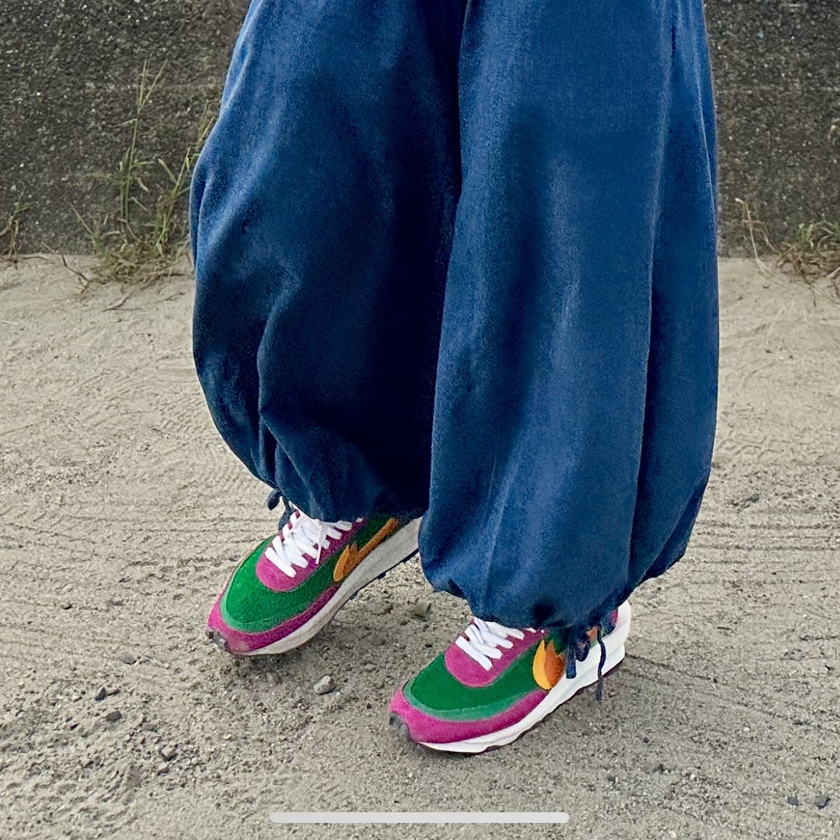 Nike x Sacai LDWaffle Pine Green 착용 스타일