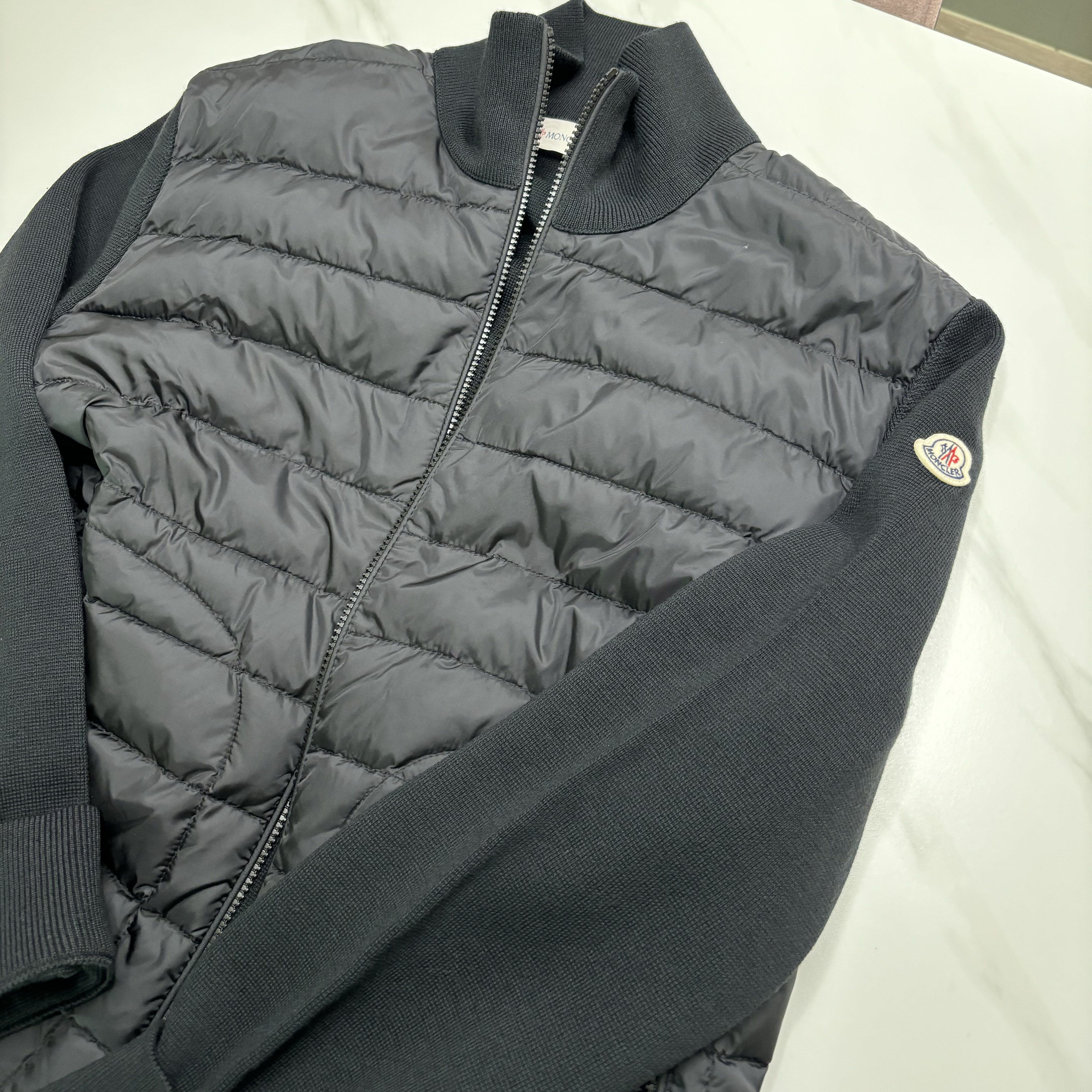 Moncler Padded Wool Cardigan Black - 23FW 착용 스타일 - 2