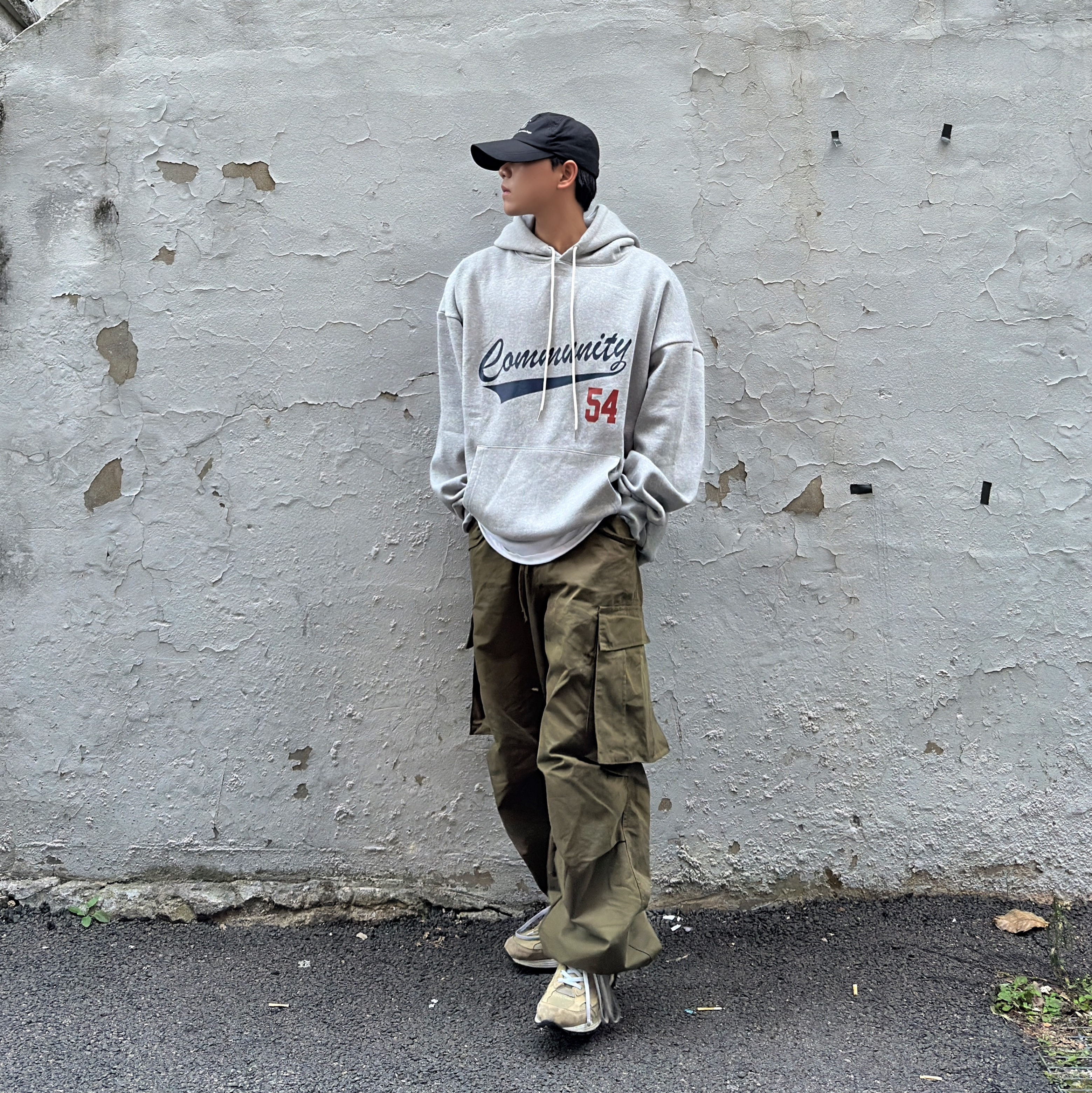 New Balance 992 Made in USA Tan 착용 스타일 - 2