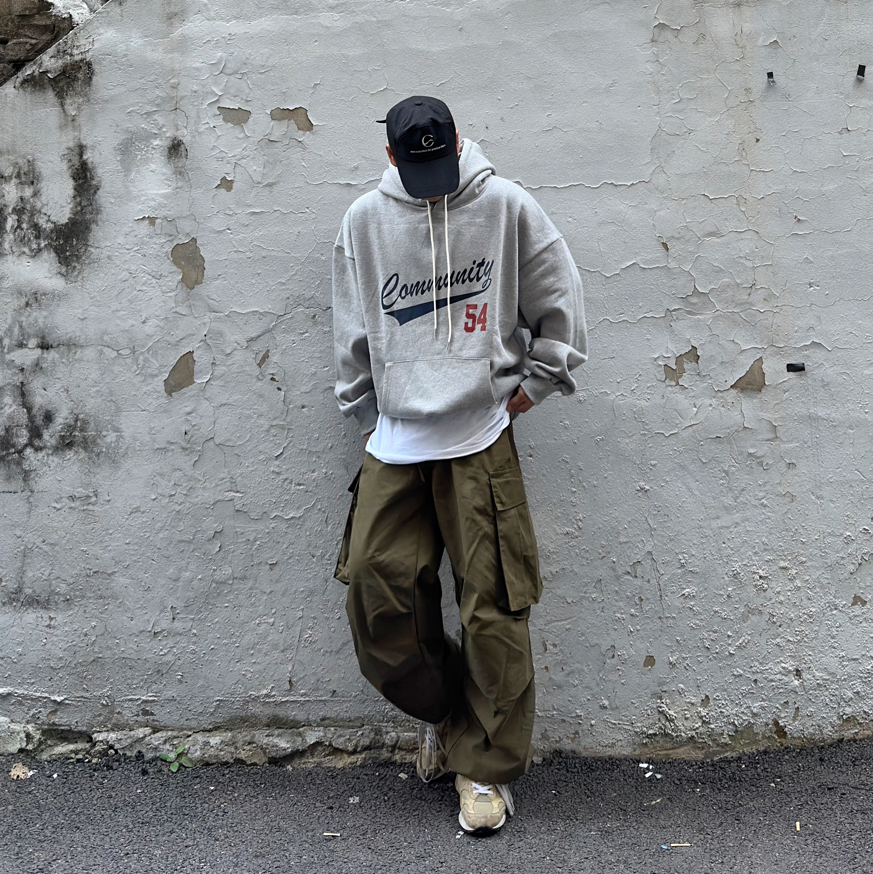 New Balance 992 Made in USA Tan 착용 스타일 - 1