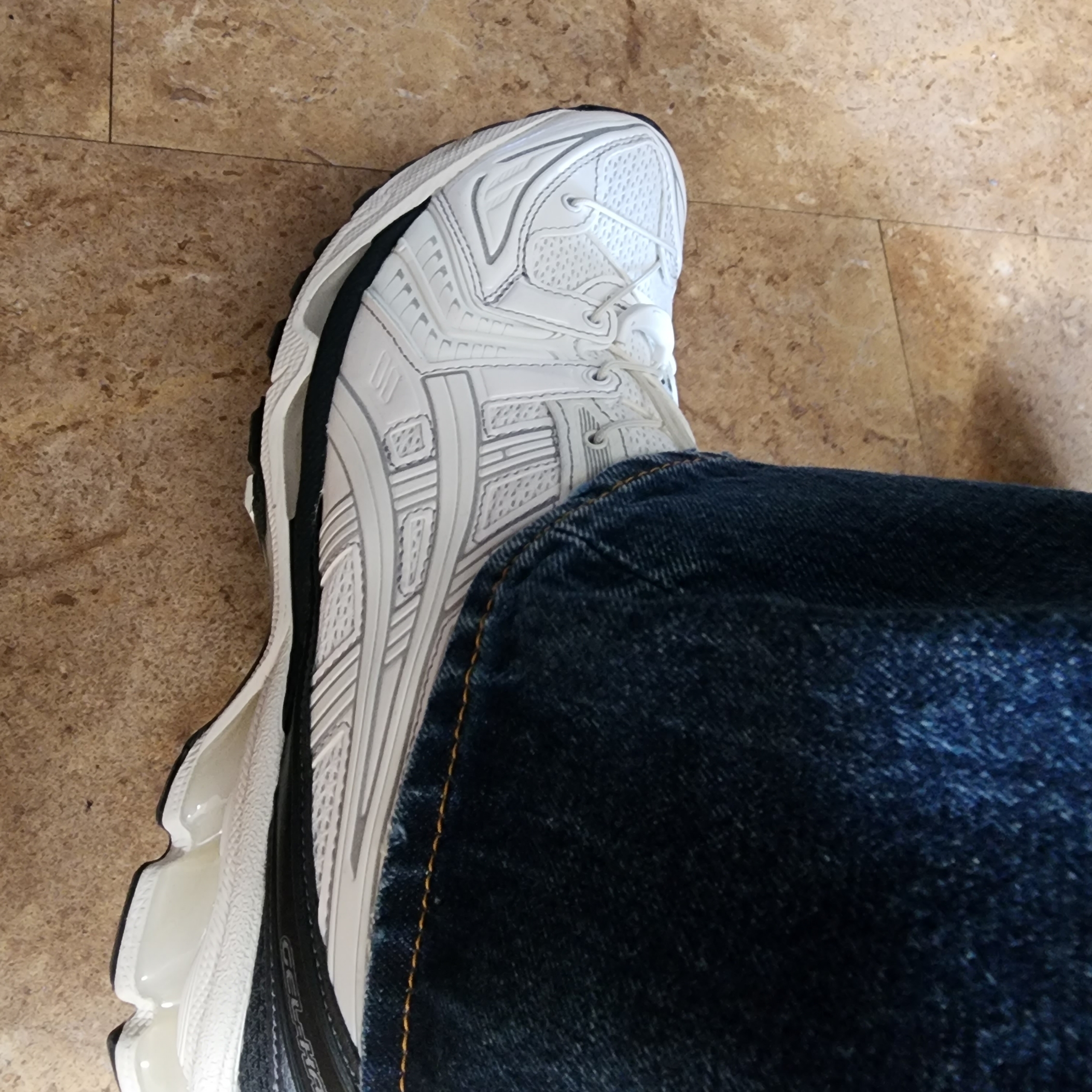 Asics x Unaffected Gel-Kayano 14 Galaxy White 착용 스타일 - 1