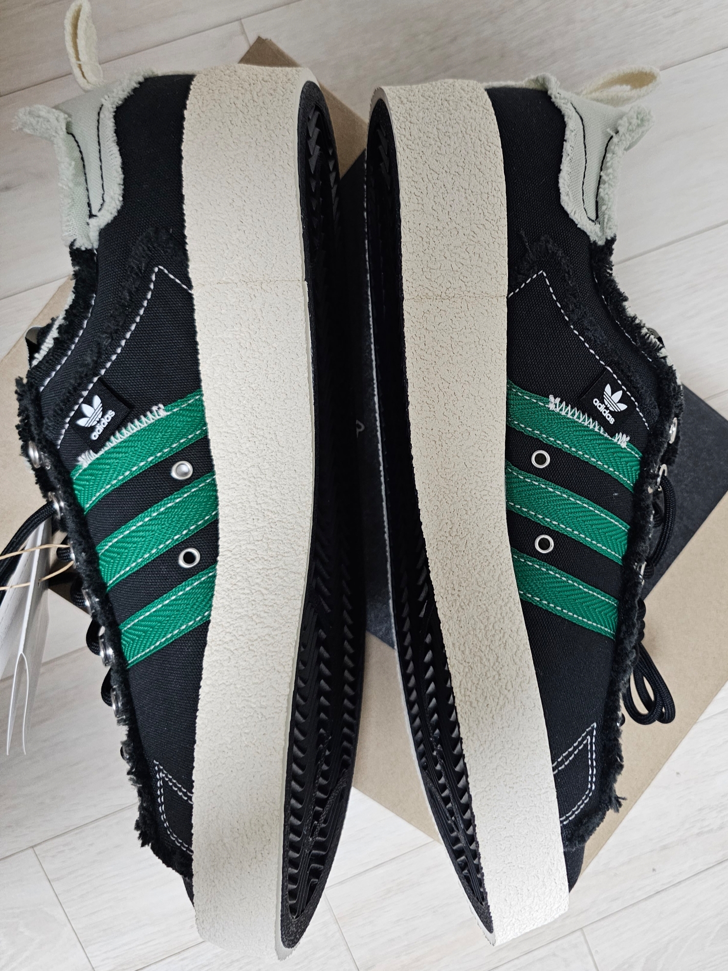 Adidas x Song for the Mute Campus 80s Core Black Cream White 착용 스타일 - 4