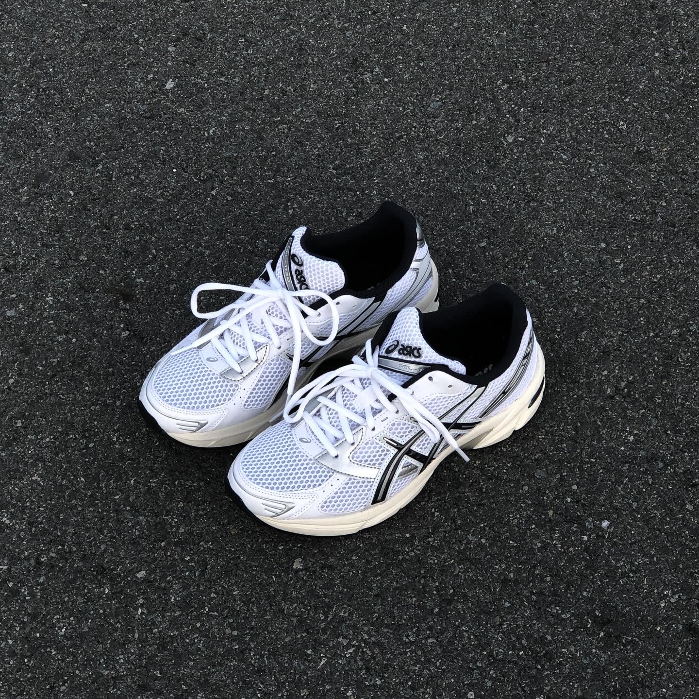 (W) Asics Gel-1130 White Midnight 착용 스타일 - 7