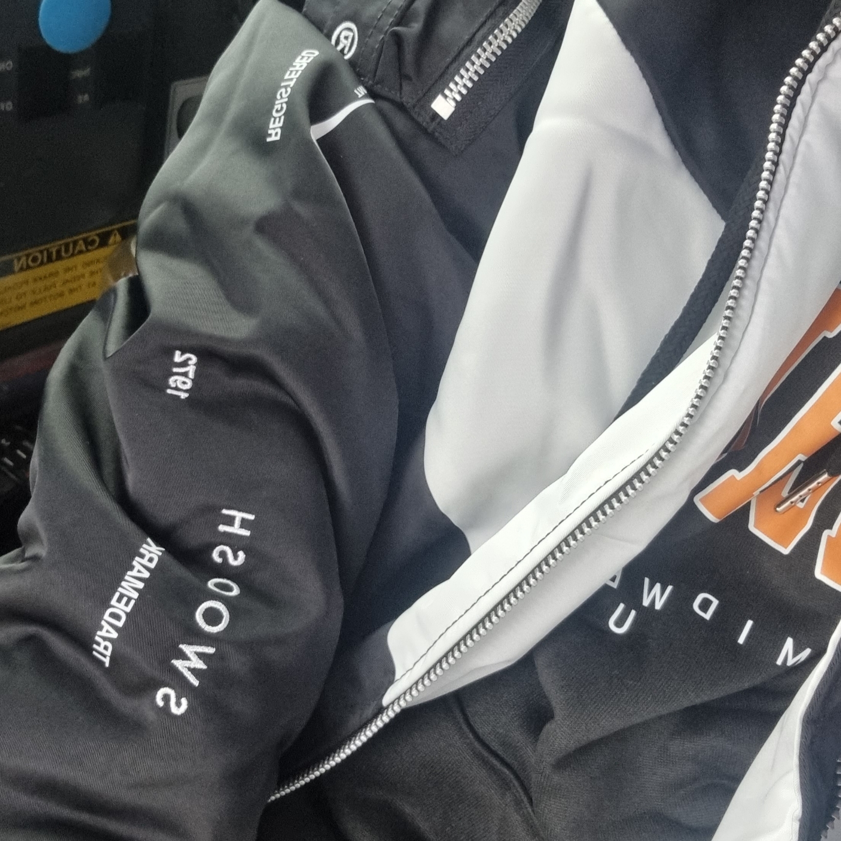 Nike NSW Swoosh Therma-Fit Bomber Black - Asia 착용 스타일