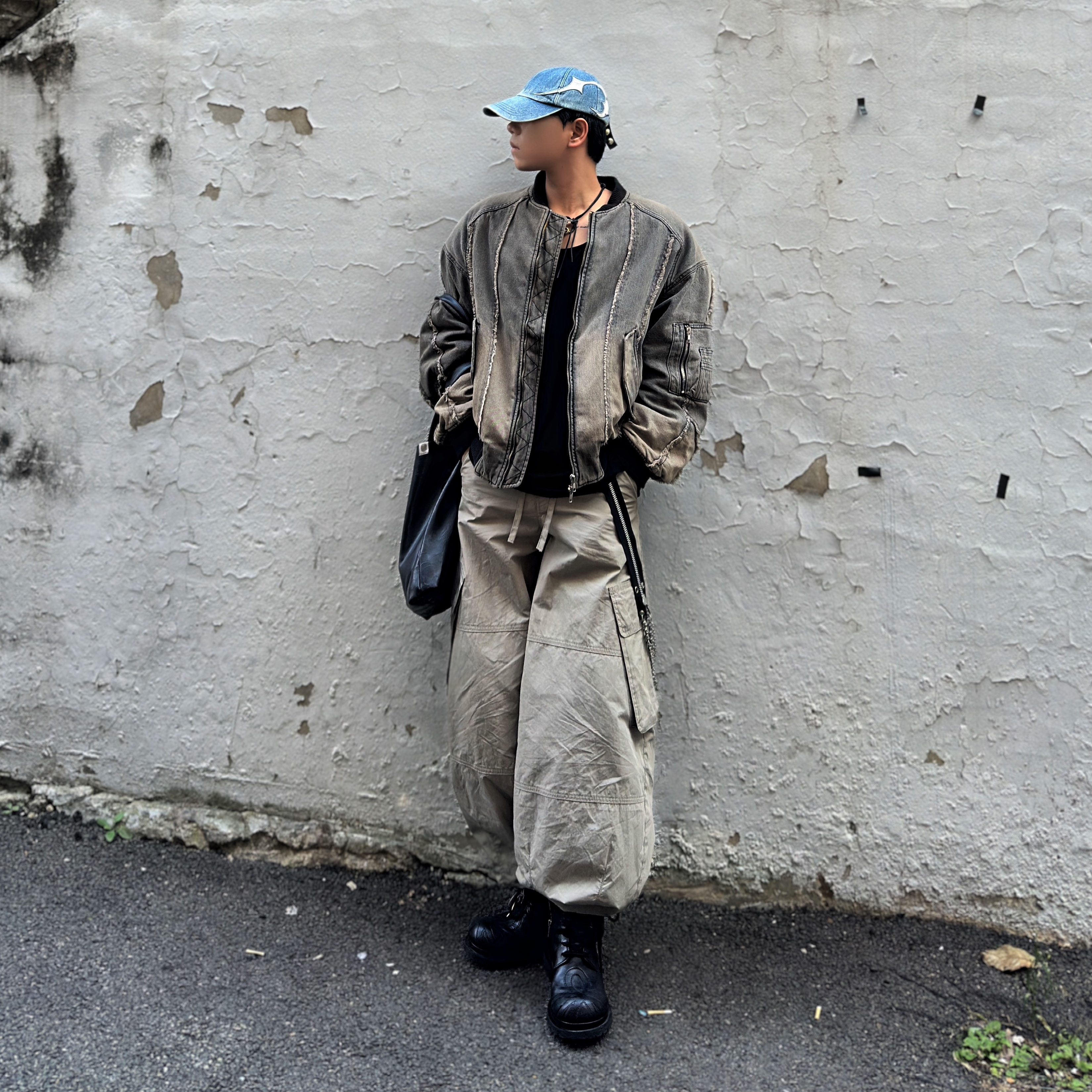 Thug Club x MCM Tribal Leather Cap Denim 착용 스타일 - 8