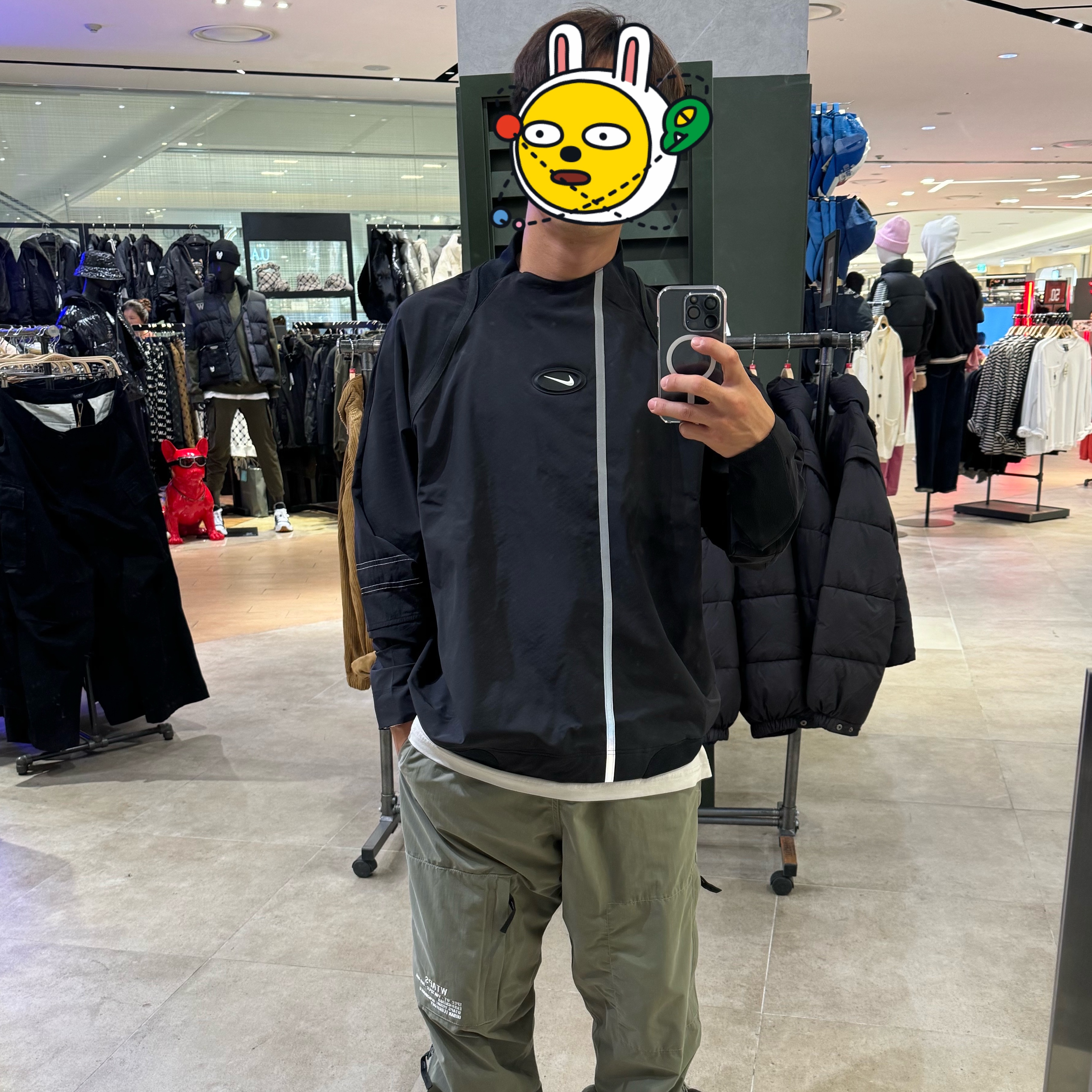 (W) Nike x Drake Nocta NRG LR L/S Crew Black (DV3631-010) 착용 스타일 - 3
