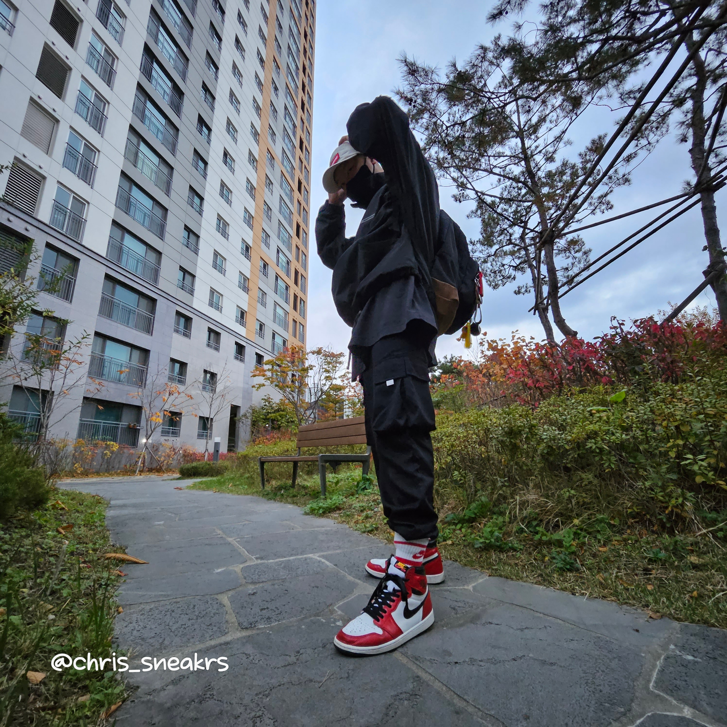 Supreme Military Camp Cap Stone - 22SS, Yeezy Gap Engineered By Balenciaga Dove Long Sleeve T-Shirt Black 착용 스타일 - 2