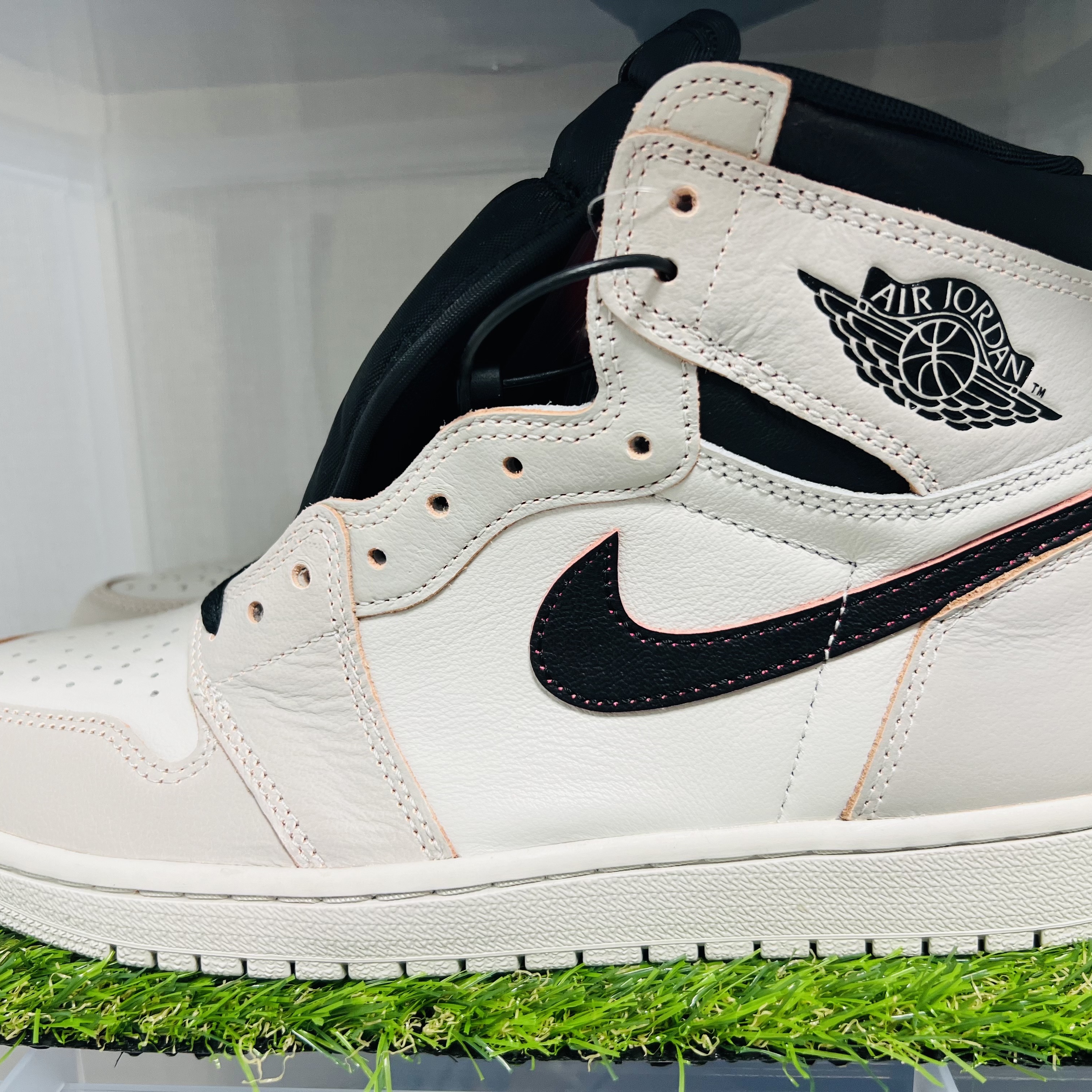 Jordan 1 Retro High OG Defiant SB NYC to Paris 착용 스타일