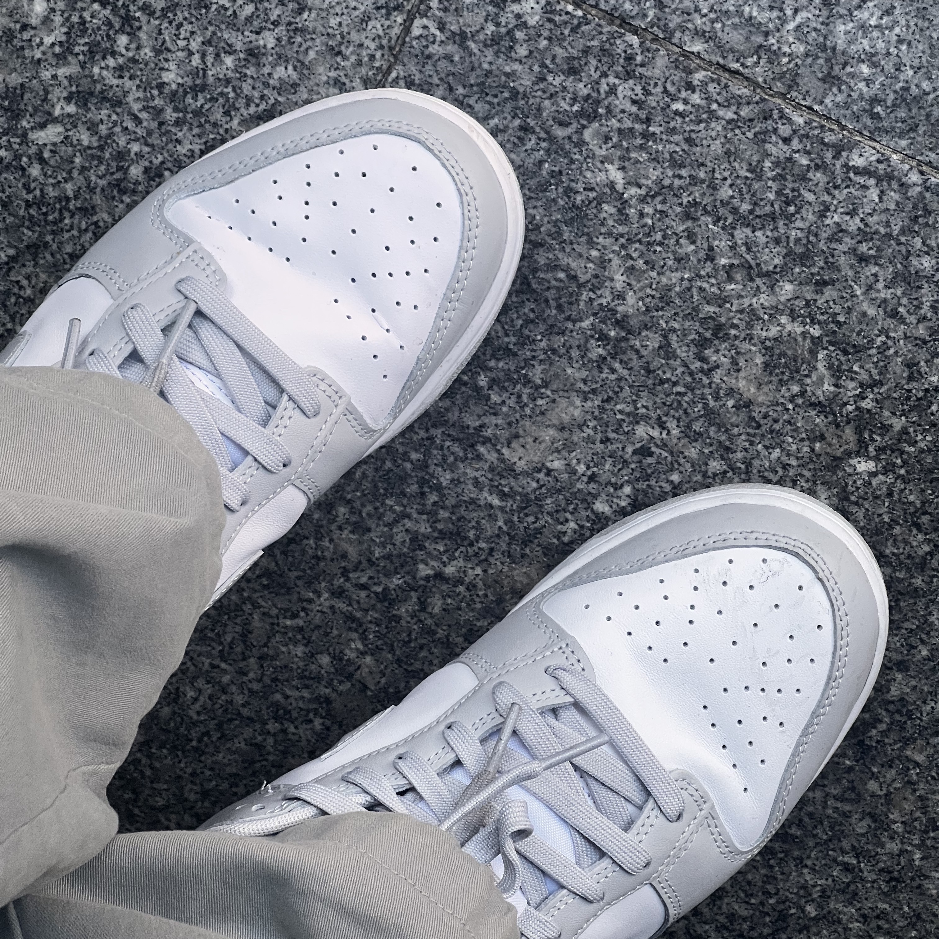 Nike Dunk Low Retro Grey Fog 착용 스타일