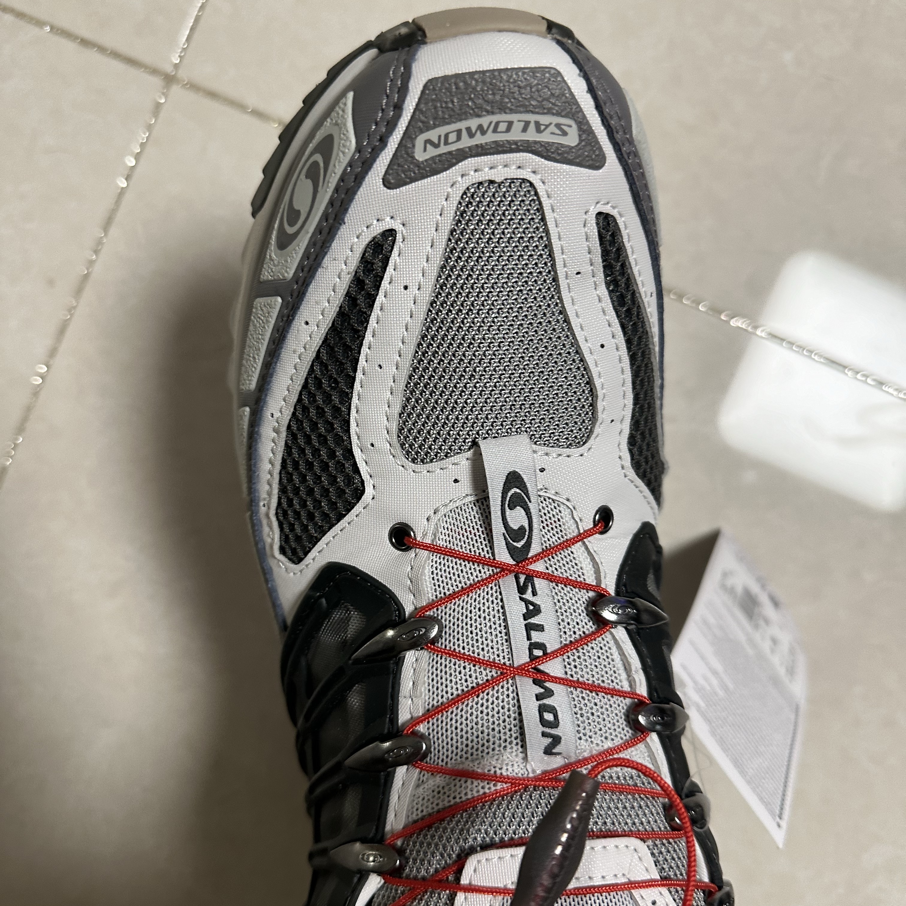 Salomon ACS Pro Beluga Vintage Khaki 착용 스타일 - 2