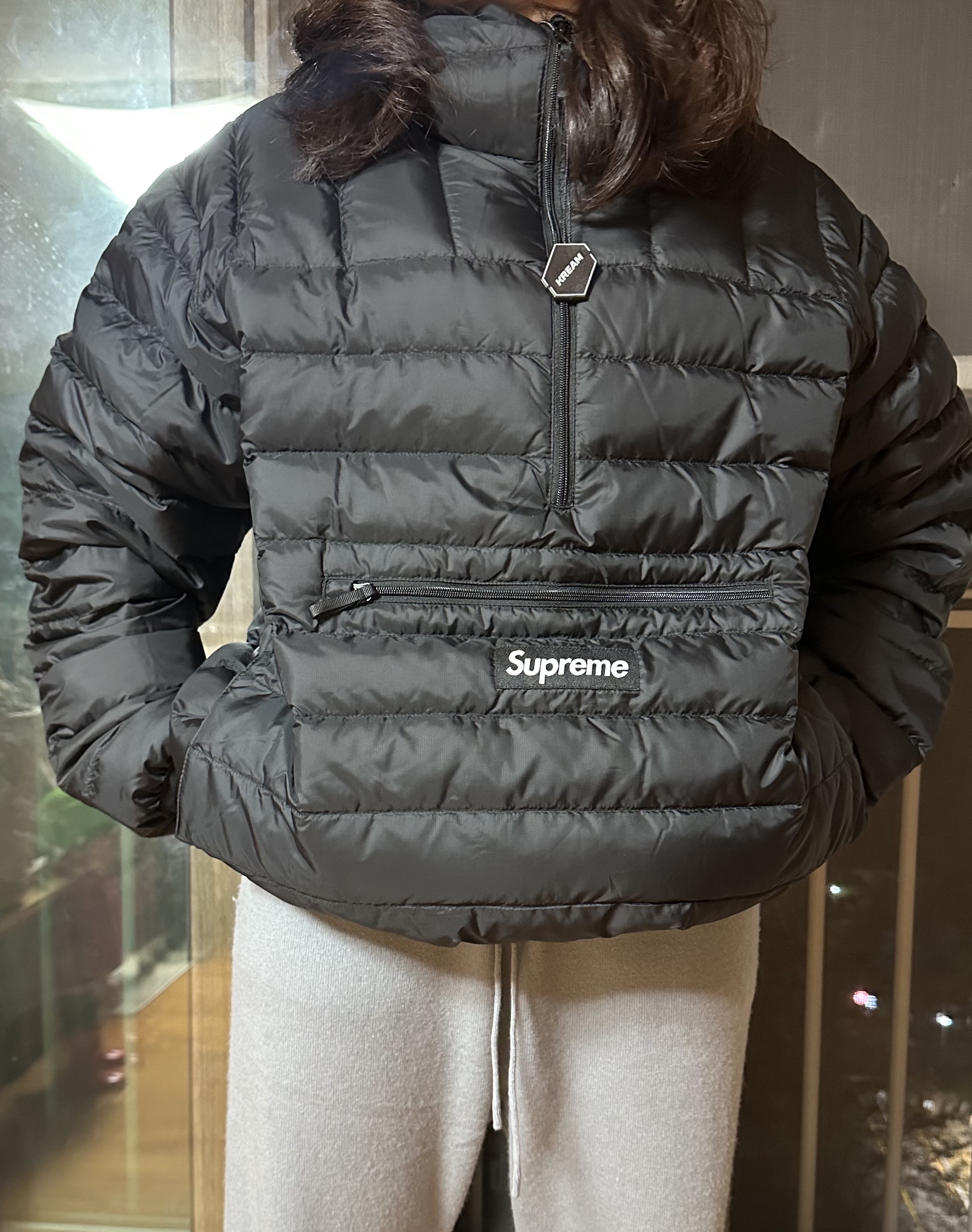 Supreme Micro Down Half Zip Hooded Pullover Black - 23FW, Supreme Bandana Camp Cap Black - 21SS 착용 스타일 - 4