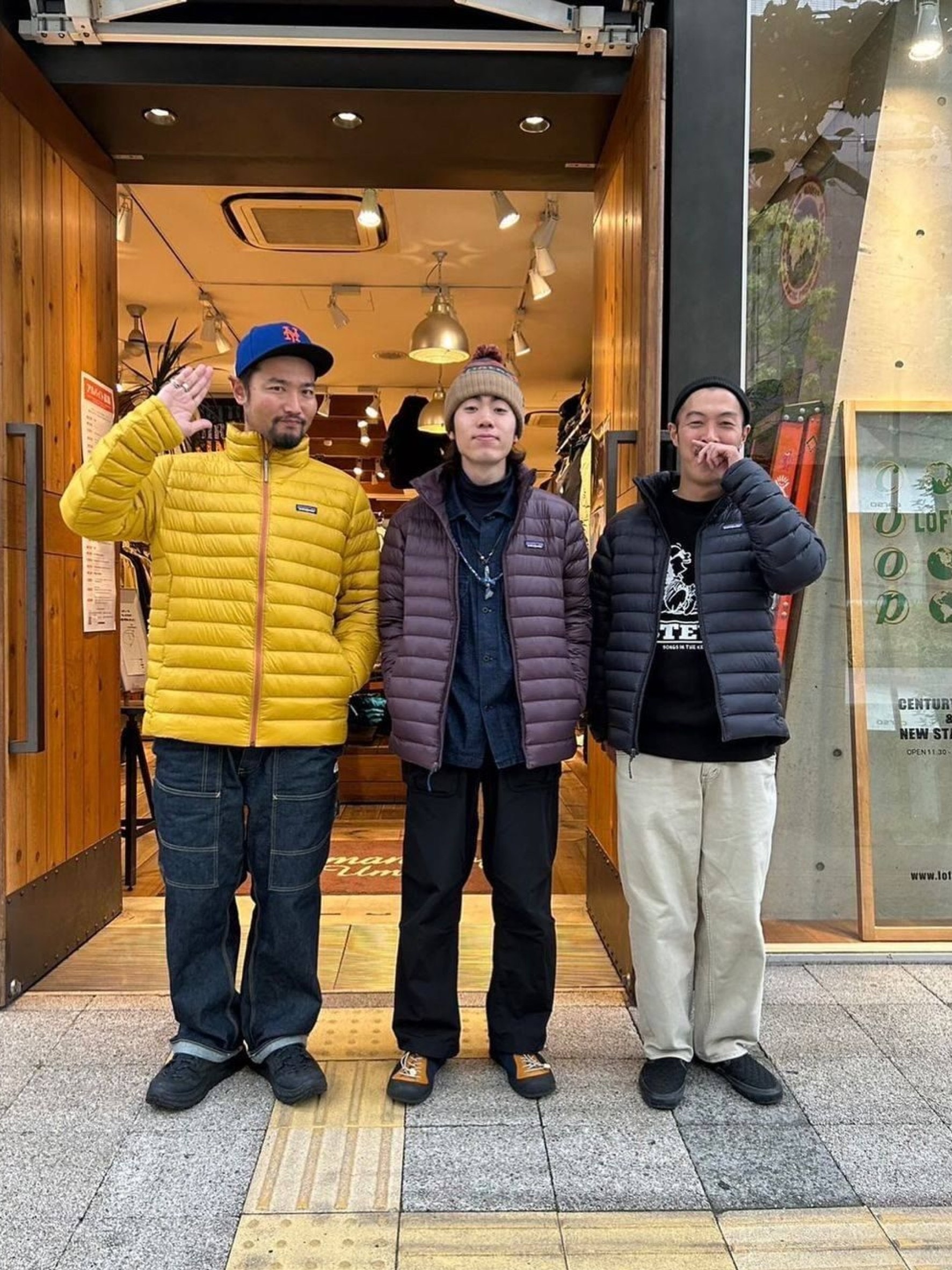 Patagonia Classic Retro-X Jacket Natural, Patagonia Down Sweater Hoody Black 착용 스타일 - 3