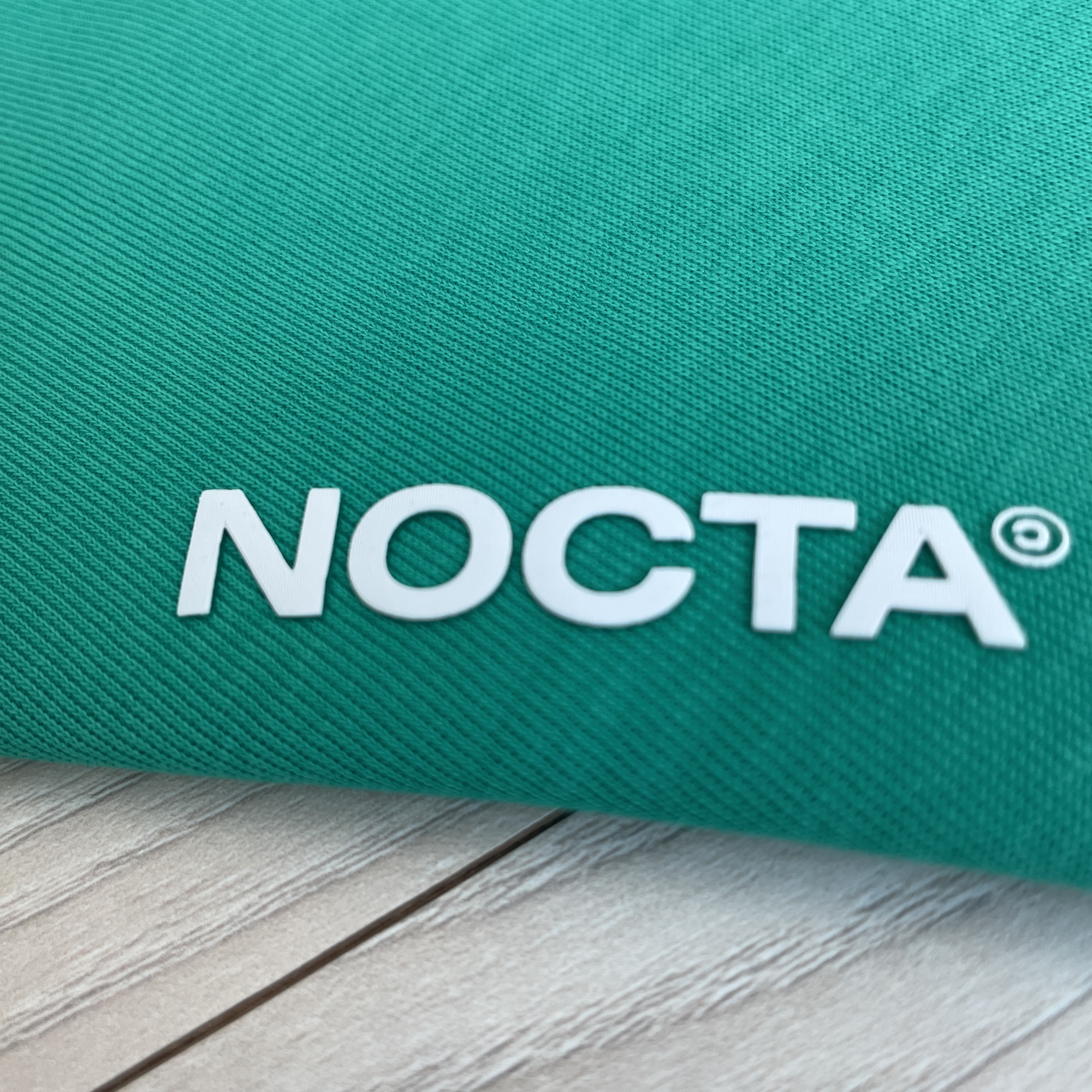 Nike x Drake Nocta Tech Fleece Crew Stadium Green (FD8457-324) 착용 스타일