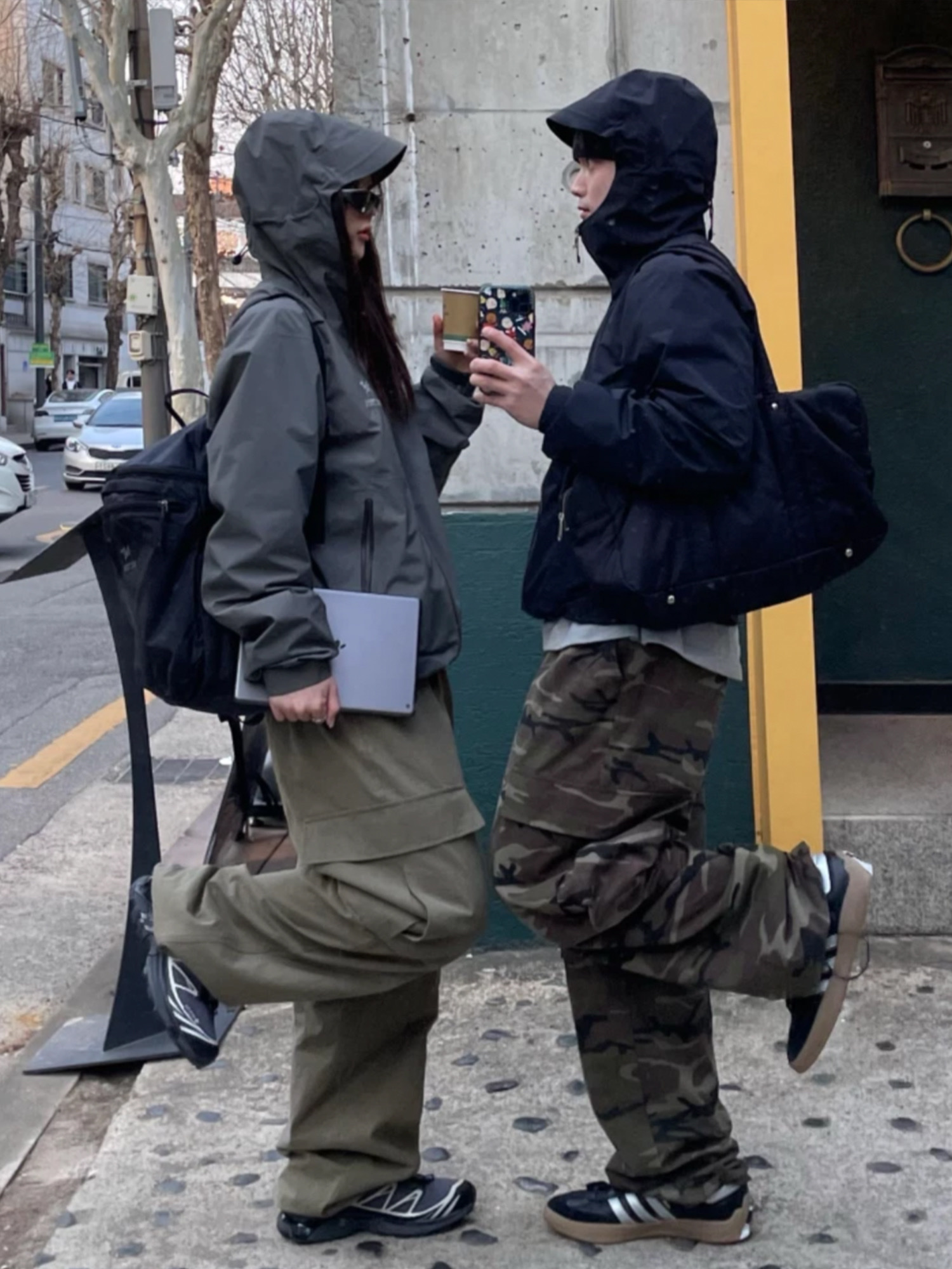 Arc'teryx x Beams Zeta SL Jacket Grey, Arc'teryx Zeta SL Jacket Black 착용 스타일 - 4