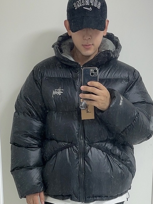 Stussy Down Parka Micro Ripstop Phantom Black, Supreme x Nike Arc Corduroy 6-Panel Black - 22SS 착용 스타일 - 3