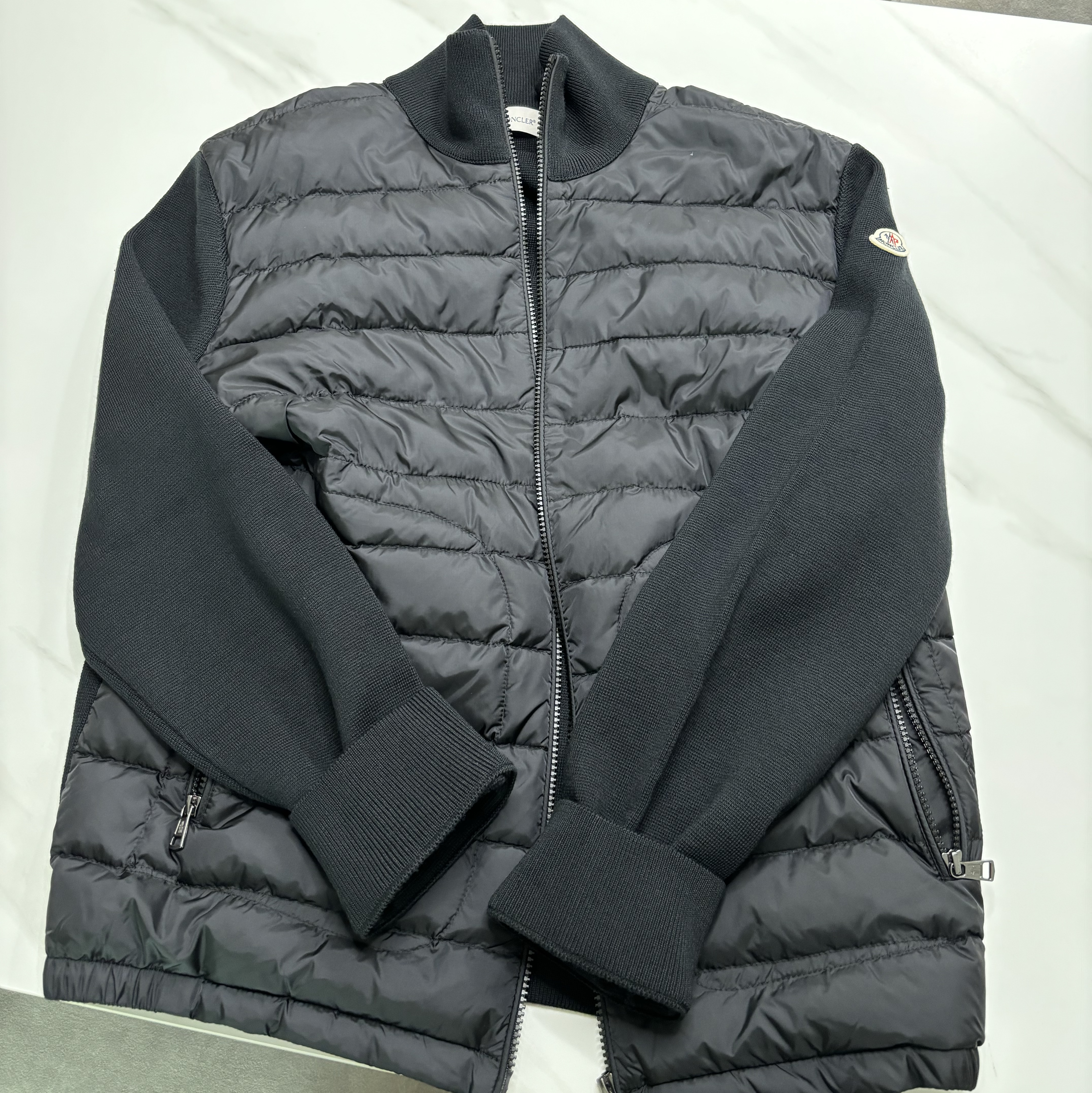 Moncler Padded Wool Cardigan Black - 23FW 착용 스타일 - 1