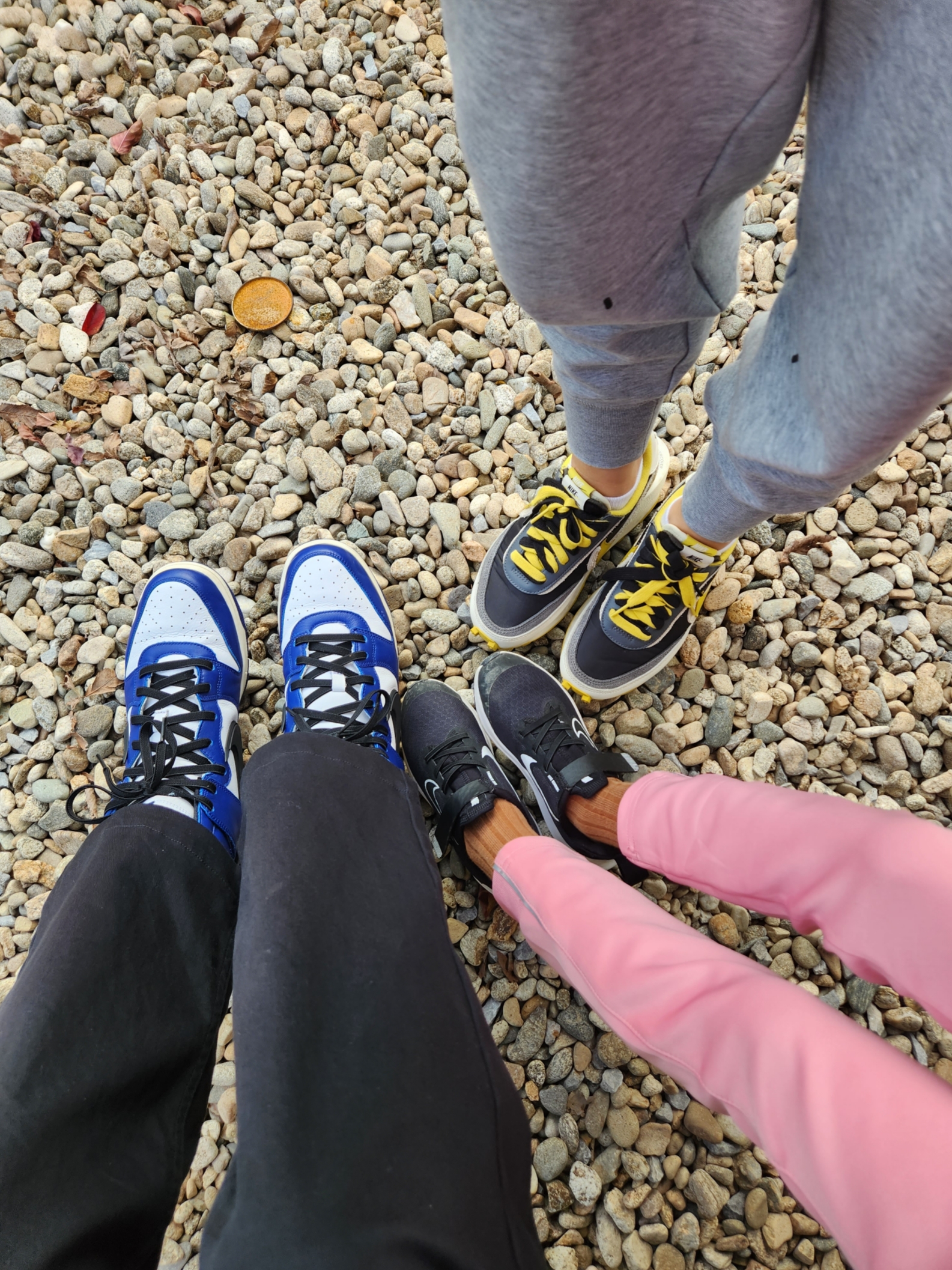 Nike x Ambush Dunk High Deep Royal Blue, Nike x Sacai x Undercover LDWaffle Black Bright Citron 착용 스타일