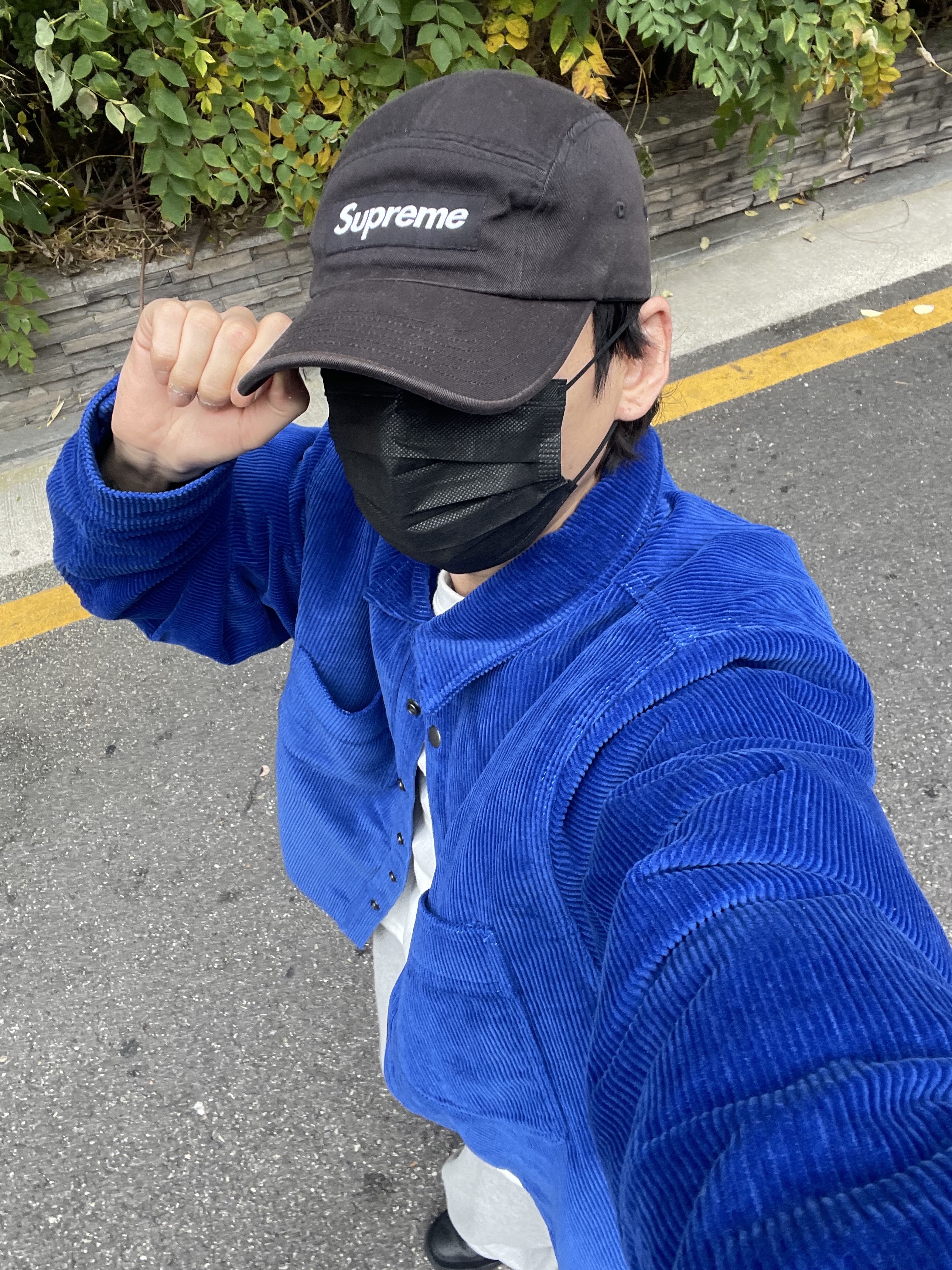 Stussy Cord Quilted Overshirt Royal Blue, IAB Studio 10th Anniversary T-Shirts Pack White & Black (2 Pack) 착용 스타일 - 6