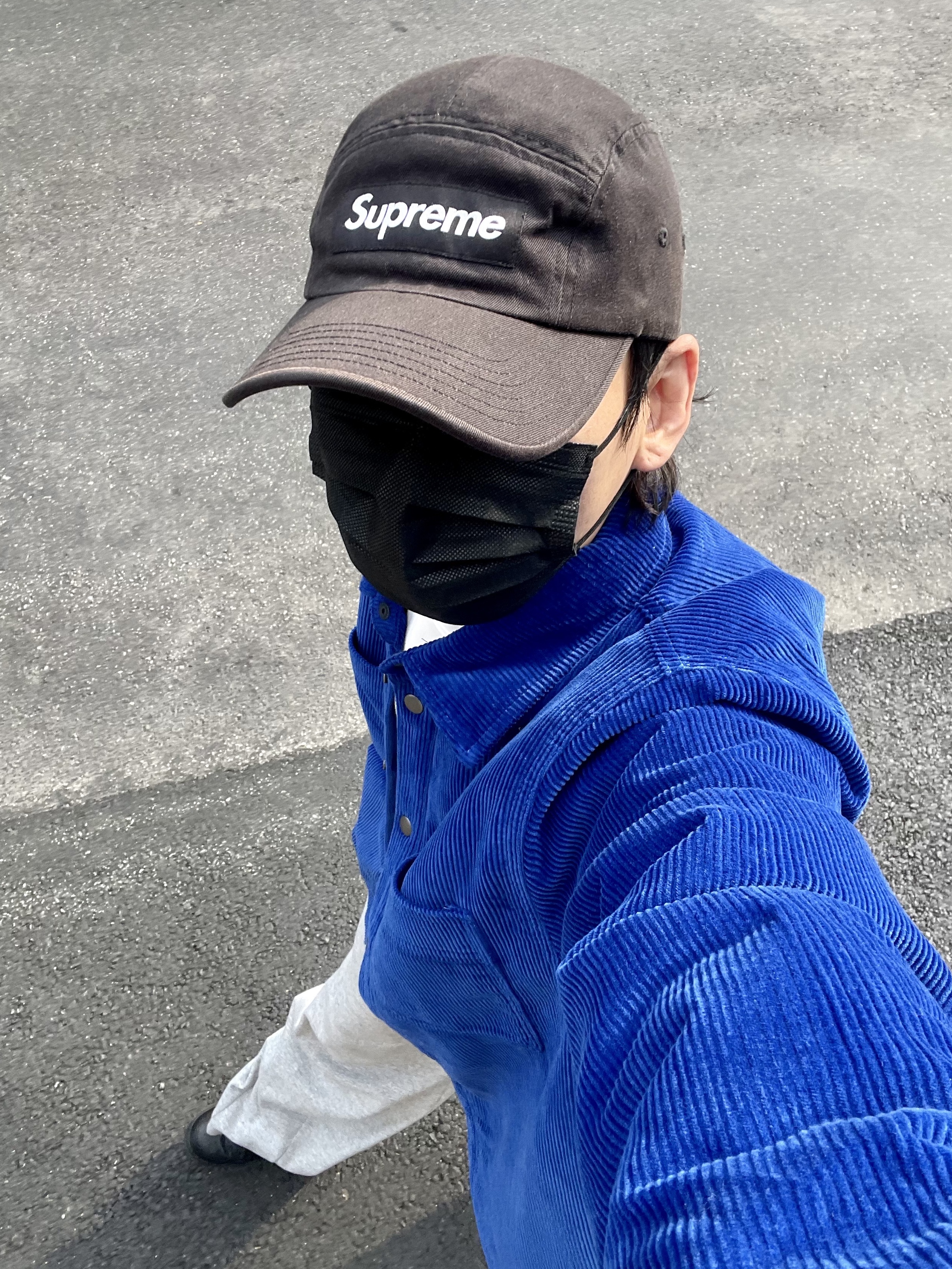Stussy Cord Quilted Overshirt Royal Blue, IAB Studio 10th Anniversary T-Shirts Pack White & Black (2 Pack) 착용 스타일 - 9
