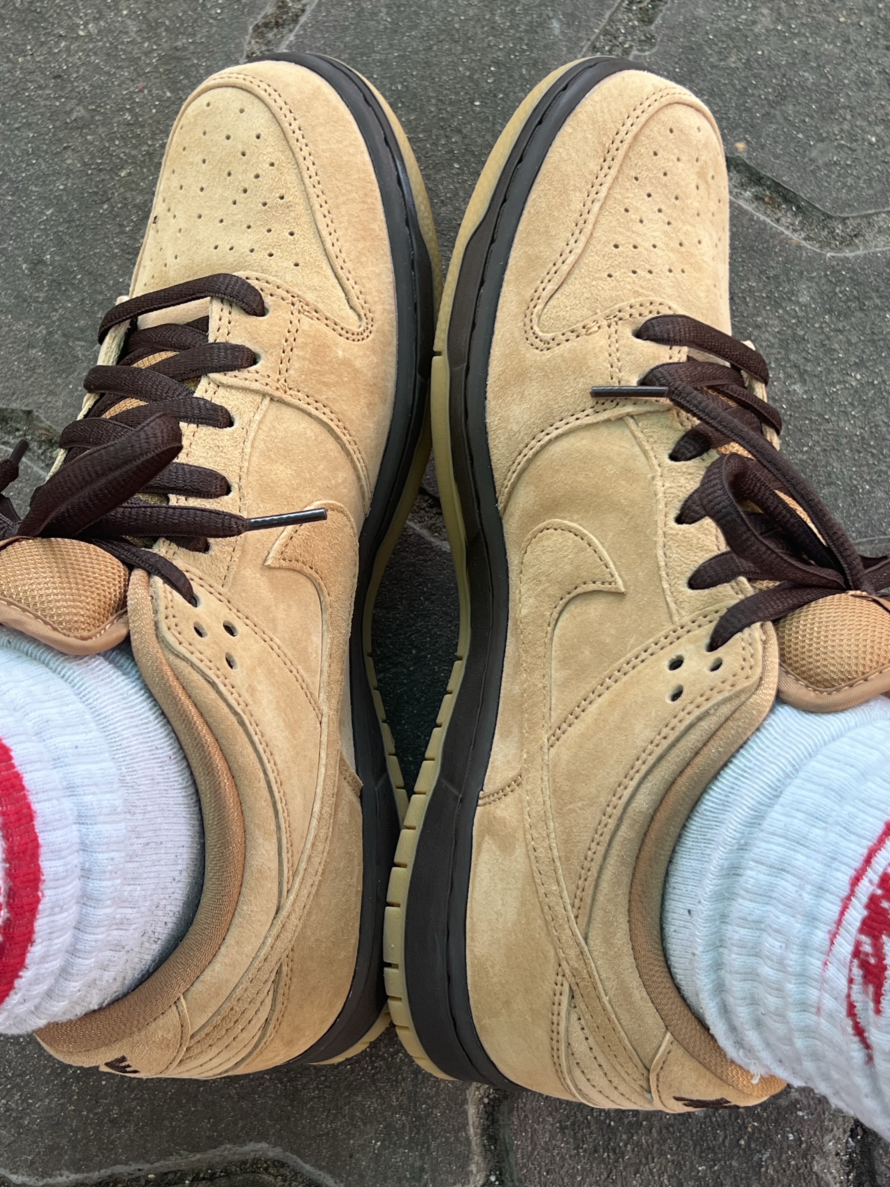 Nike SB Dunk Low Pro Wheat 2023 착용 스타일