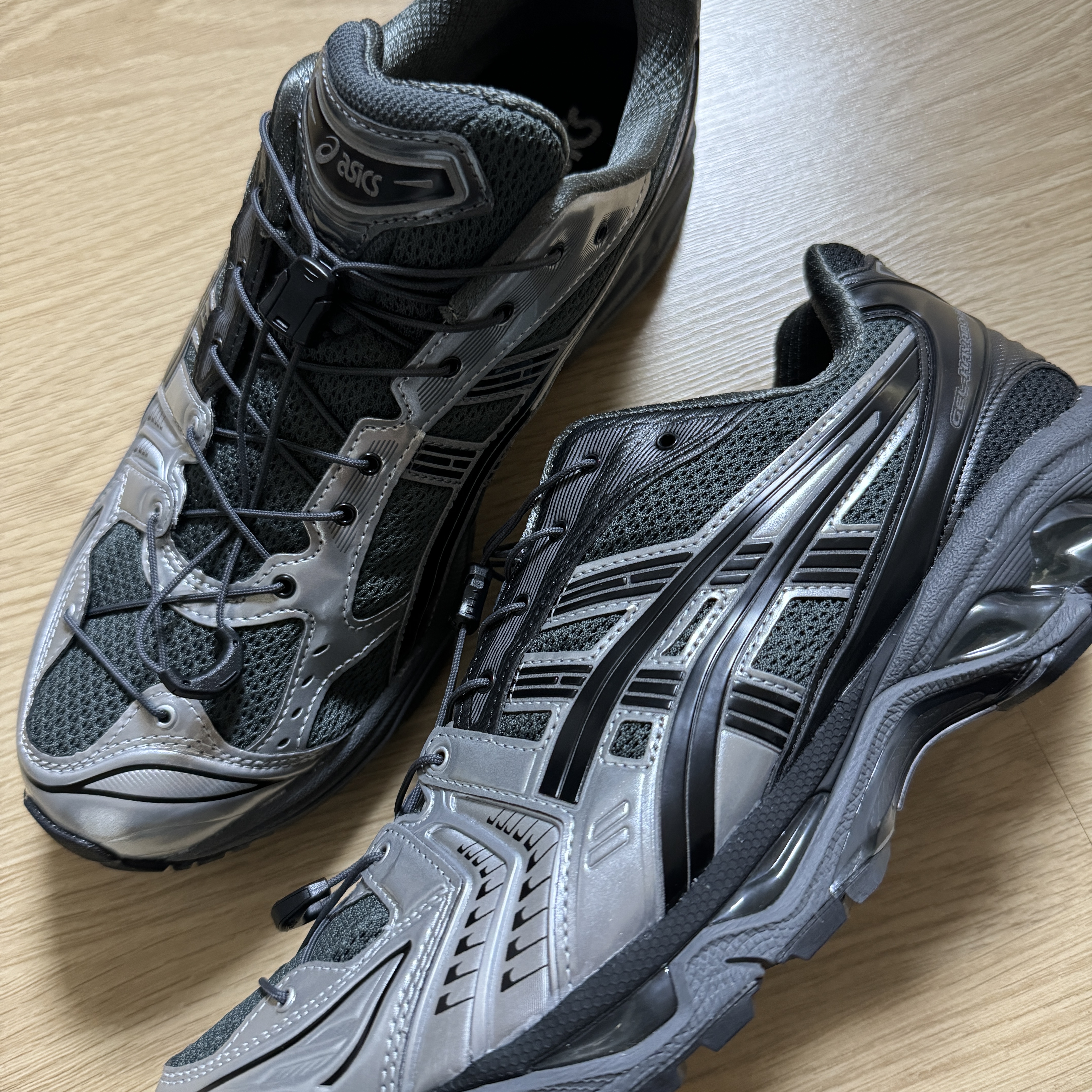 Asics x Unaffected Gel-Kayano 14 Silver Moon 착용 스타일