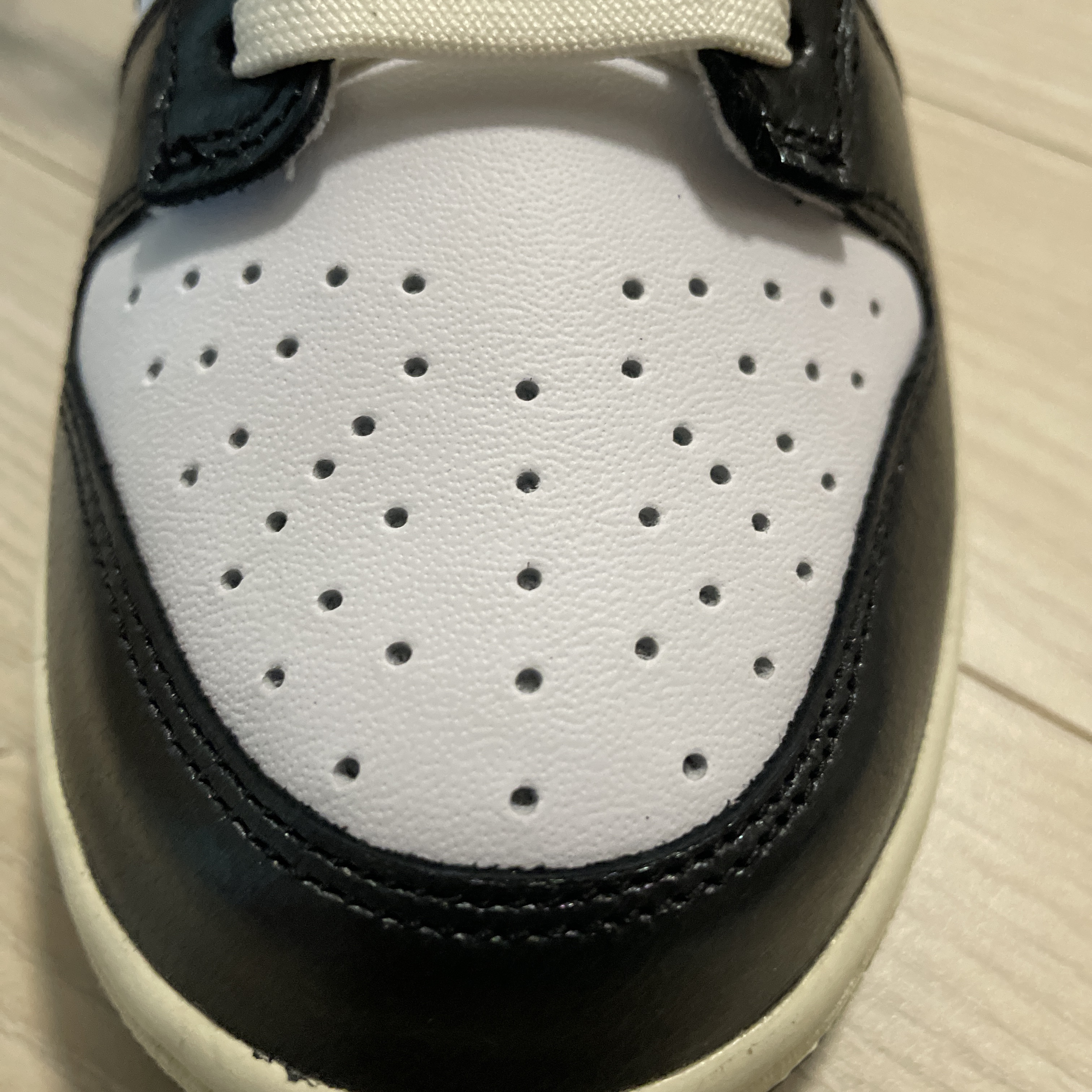 (W) Nike Dunk Low Vintage Black and White 착용 스타일