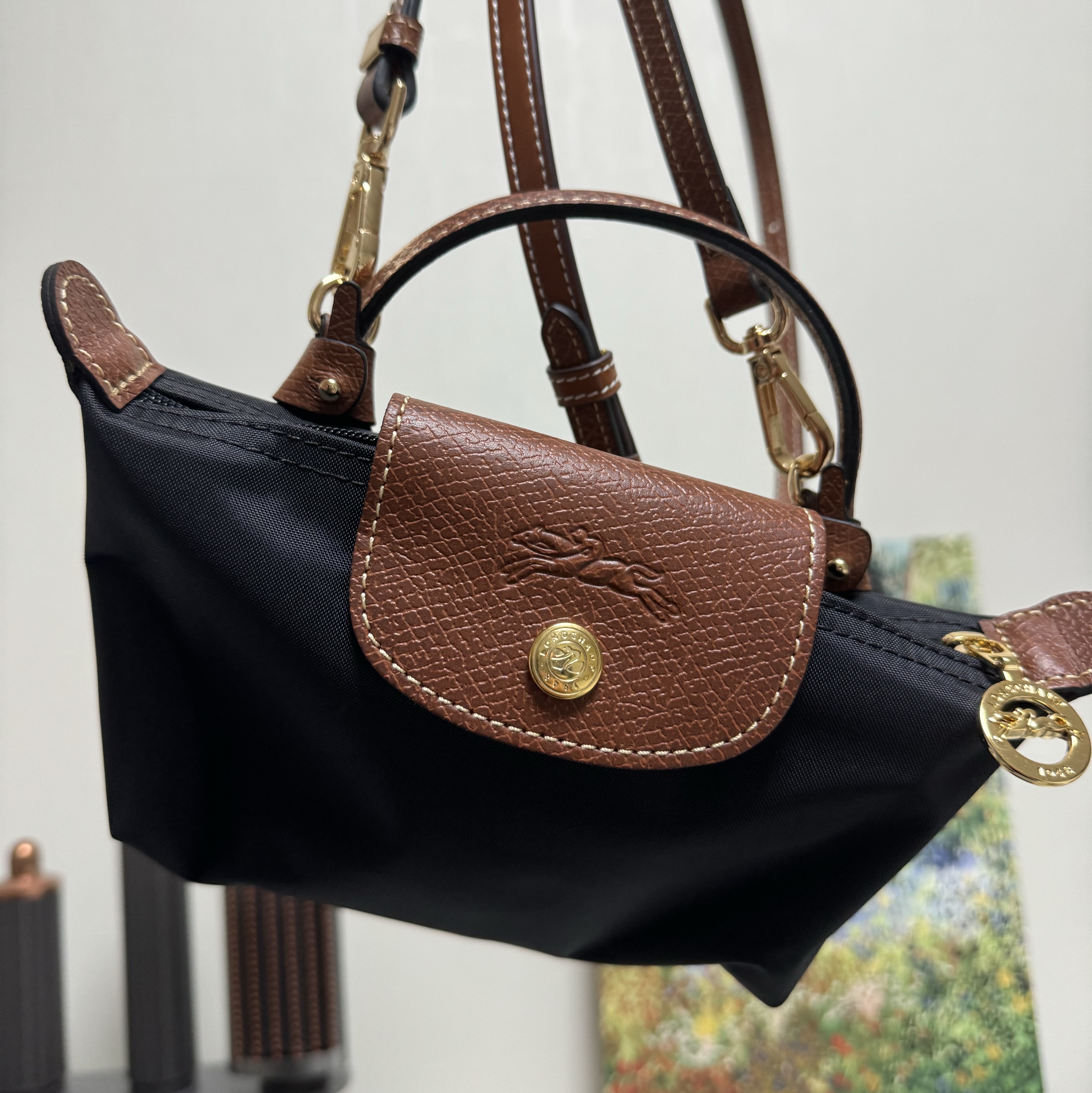 Longchamp Le Pliage Original Handle Pouch Black 착용 스타일