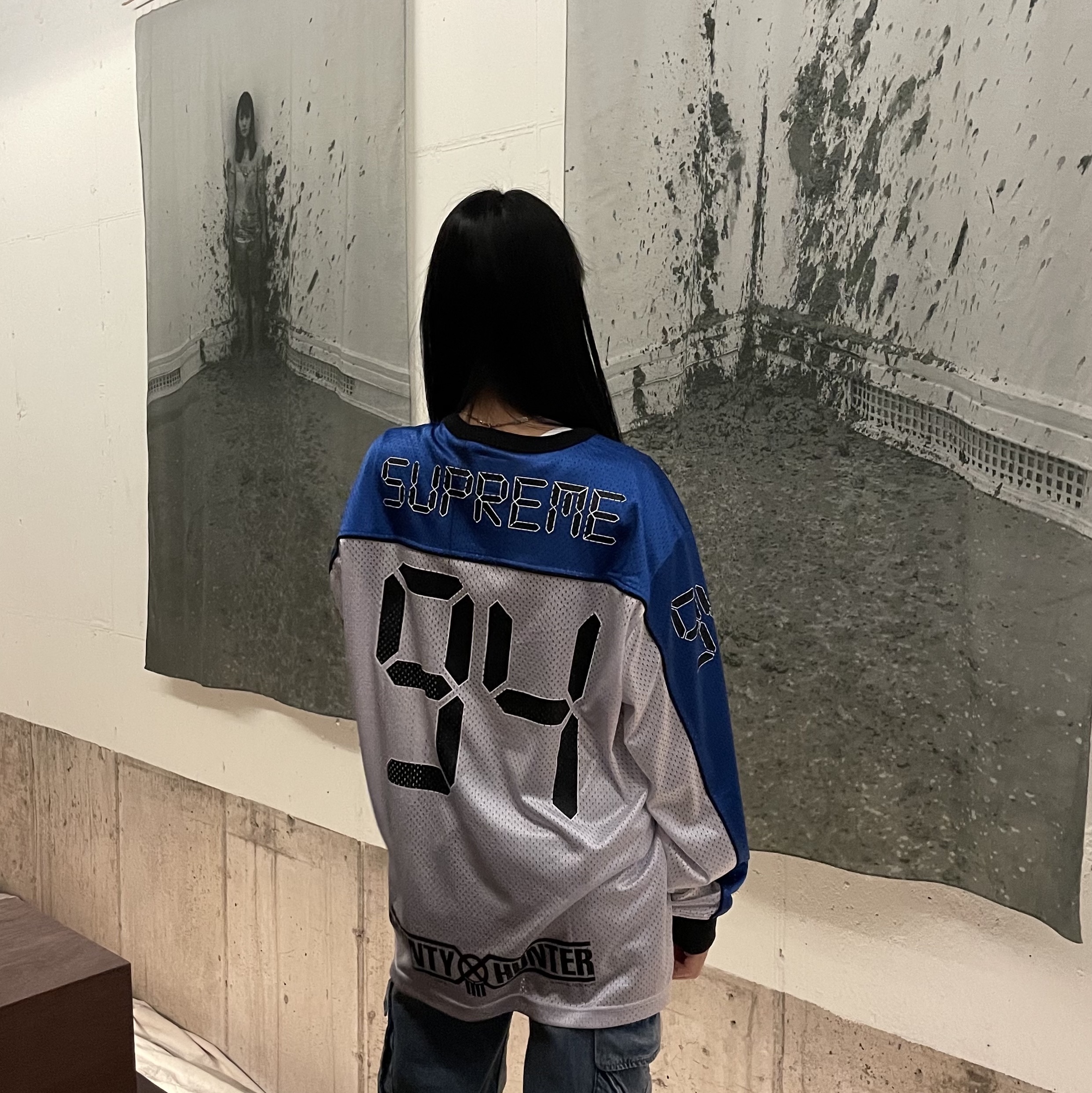 Supreme x Bounty Hunter Mesh Moto Jersey Royal Blue - 23FW 착용 스타일 - 2