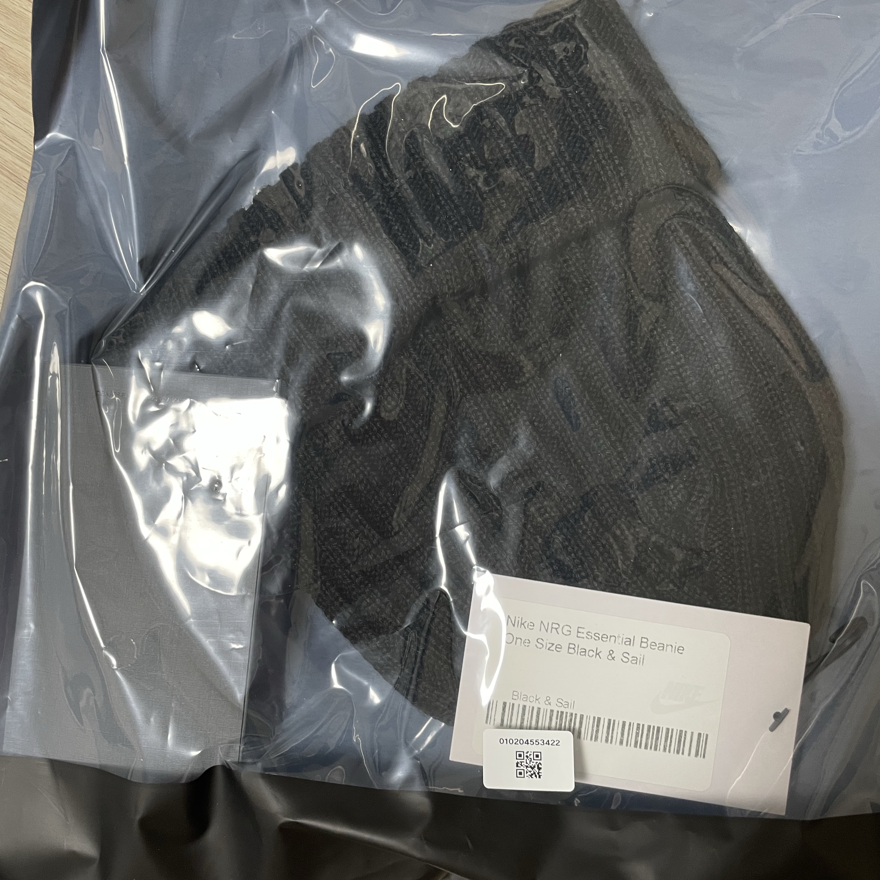 Nike NRG Beanie Black 착용 스타일