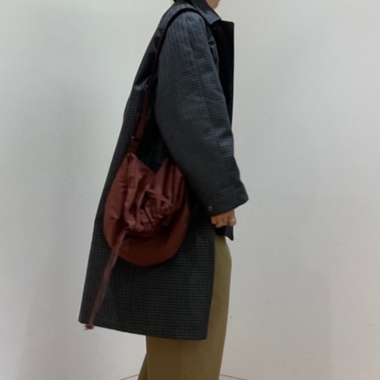 (W) Uniqlo U Single Breasted Coat Gray 착용 스타일
