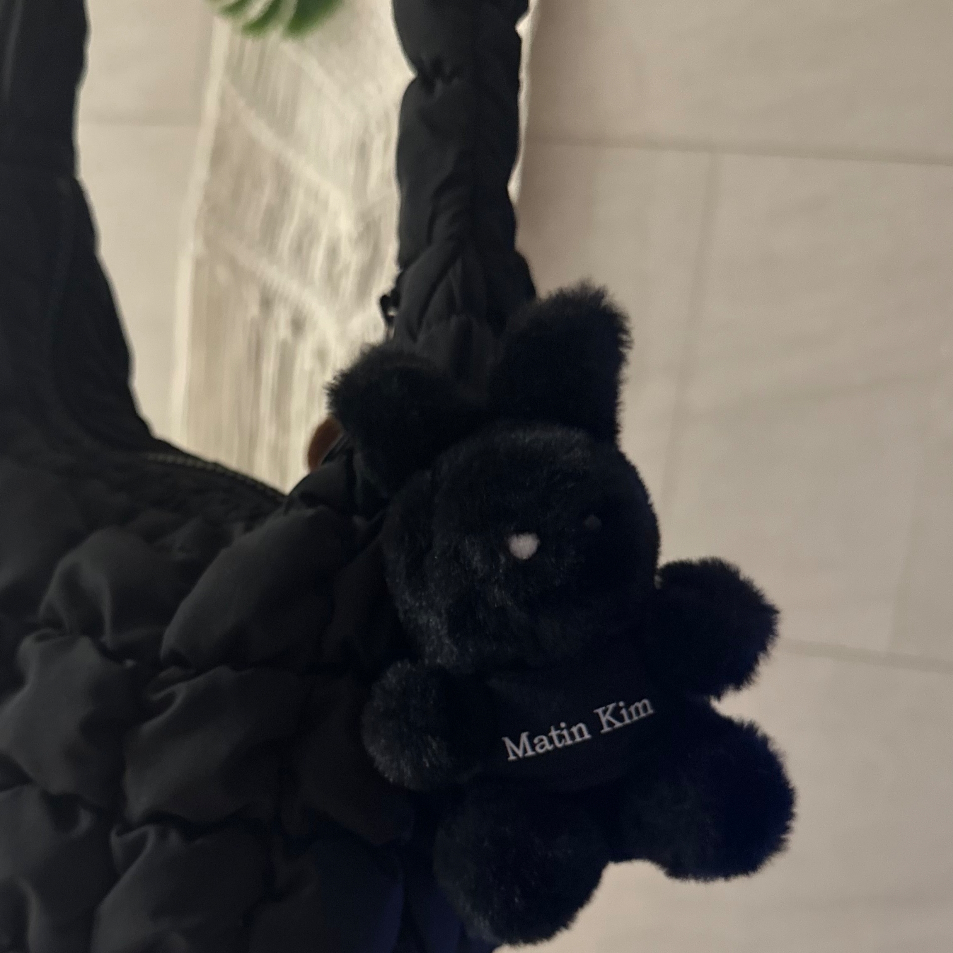 Matin Kim Black Bunny Toy Keyring Black, COS Quilted Mini Bag Black 착용 스타일