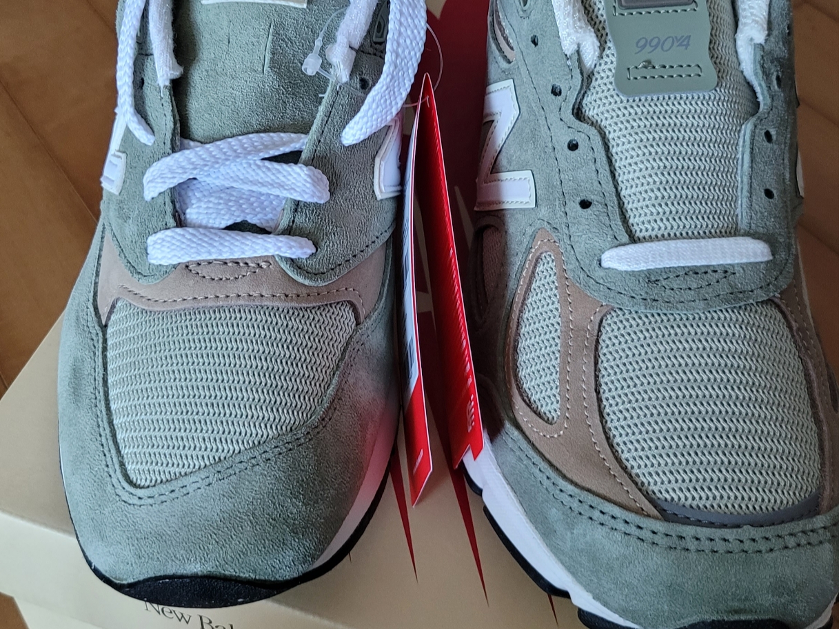 New Balance 998 Made in USA Olive Incense, New Balance 990v4 Made in USA Olive Incense 착용 스타일 - 2