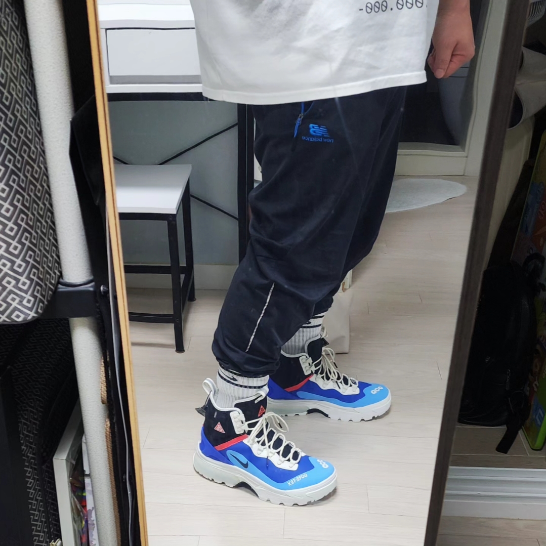 Nike ACG Air Zoom Gaiadome Gore-Tex Hyper Royal 착용 스타일 - 1