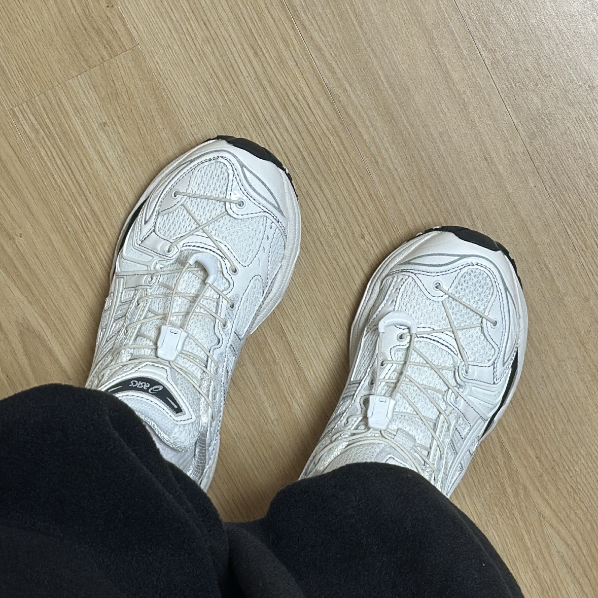 Asics x Unaffected Gel-Kayano 14 Galaxy White 착용 스타일 - 1