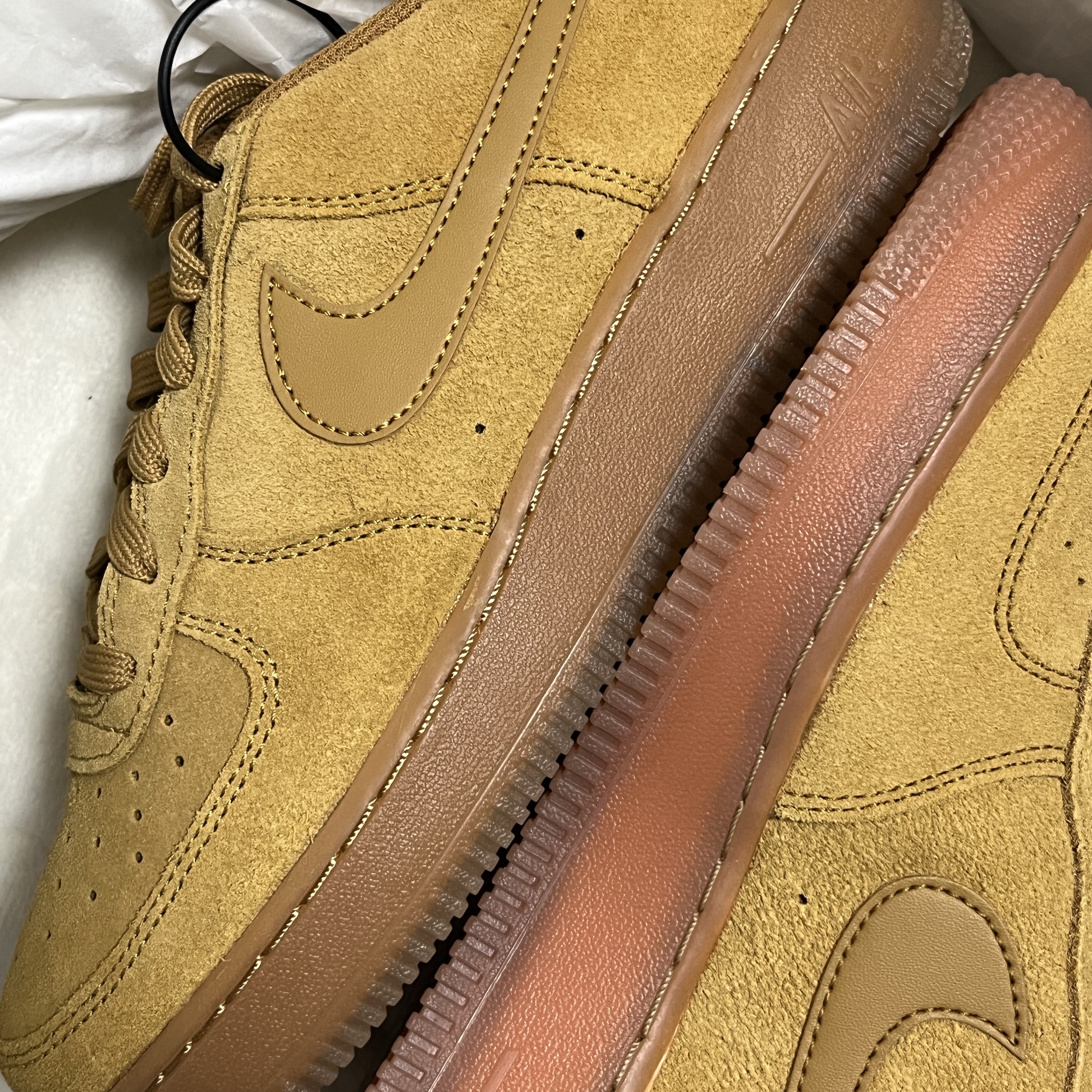 (GS) Nike Air Force 1 LV8 3 Wheat 착용 스타일