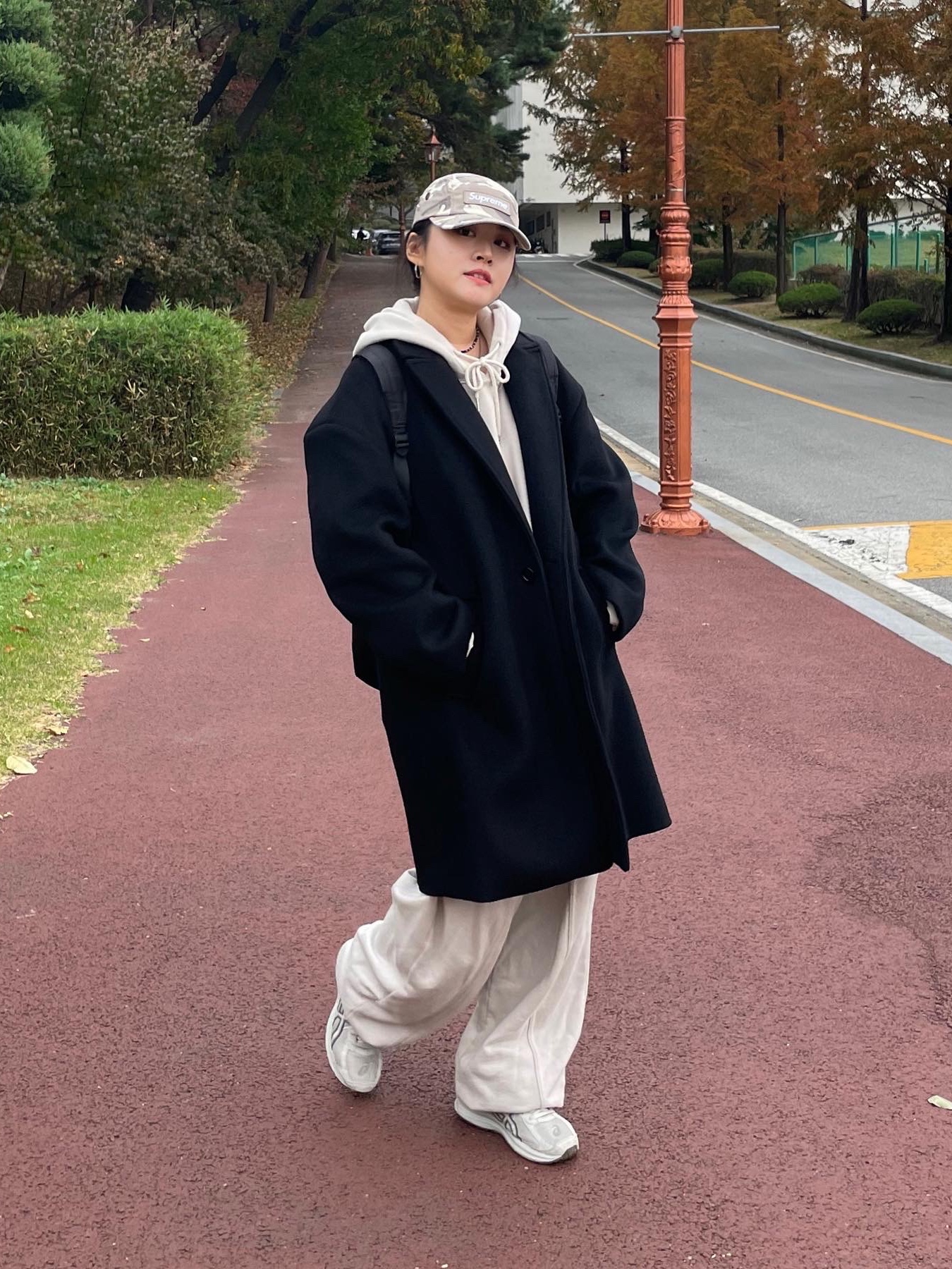 Supreme Military Camp Cap Stone Camo - 23SS, Asics Jog 100 S Birch - 2E Wide 착용 스타일 - 1
