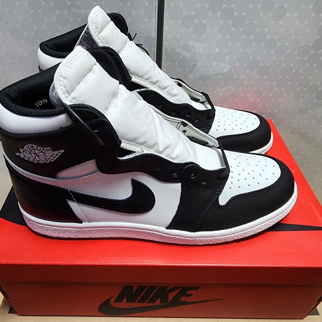 Jordan 1 High 85 Black White 착용 스타일