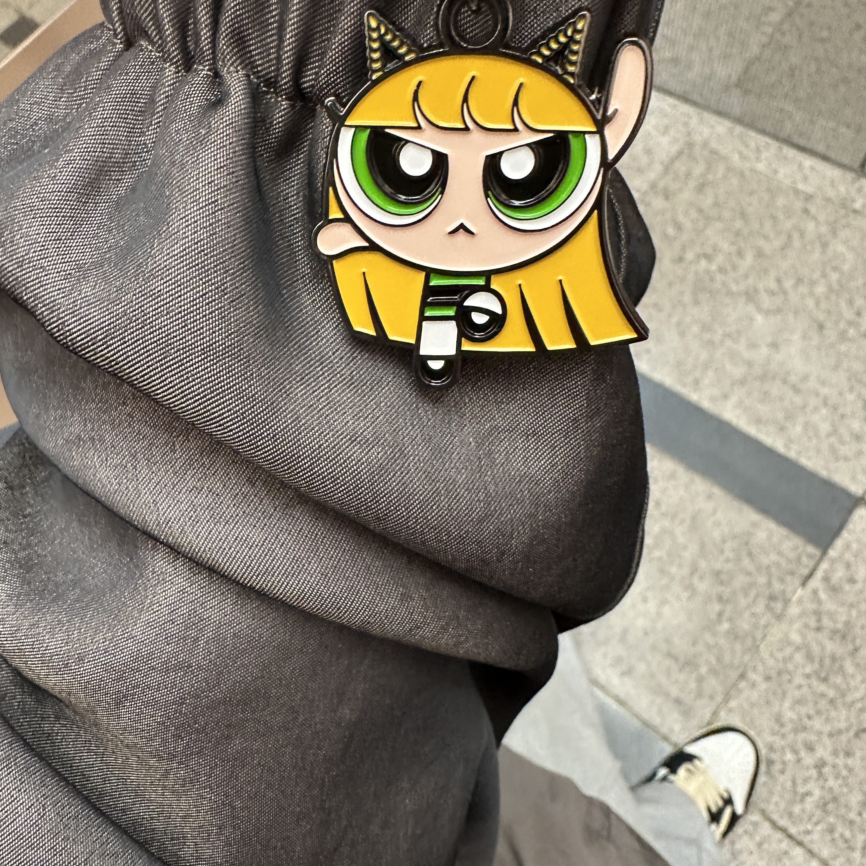 NewJeans x The Powerpuff Girls Metal Keyring Haerin 착용 스타일