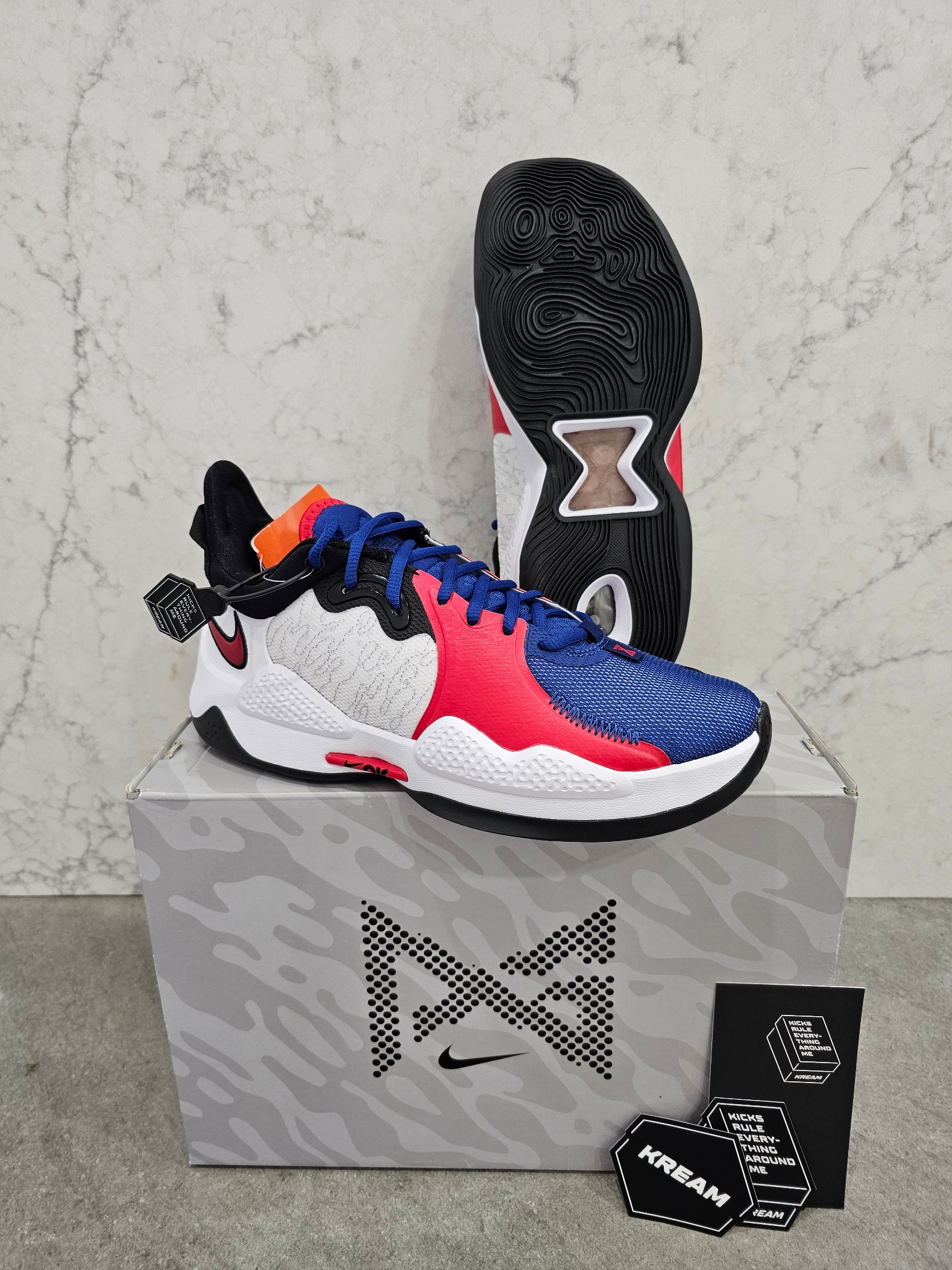 Nike PG 5 EP White University Red 착용 스타일