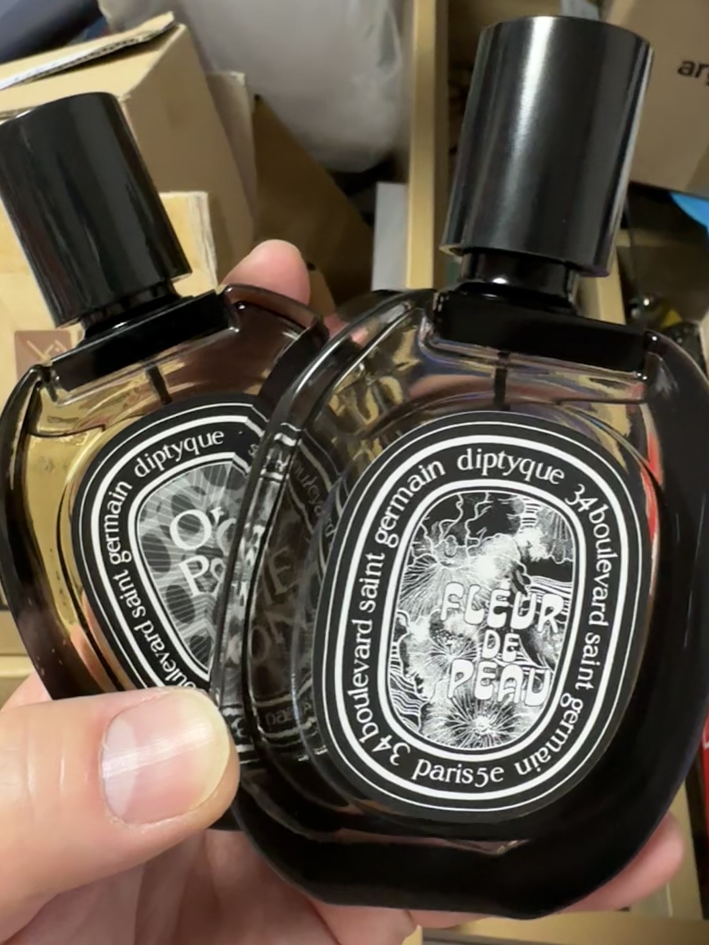 Diptyque Fleur De Peau Eau De Parfum 75ml, Diptyque Orpheon Eau De Parfum 75ml 착용 스타일