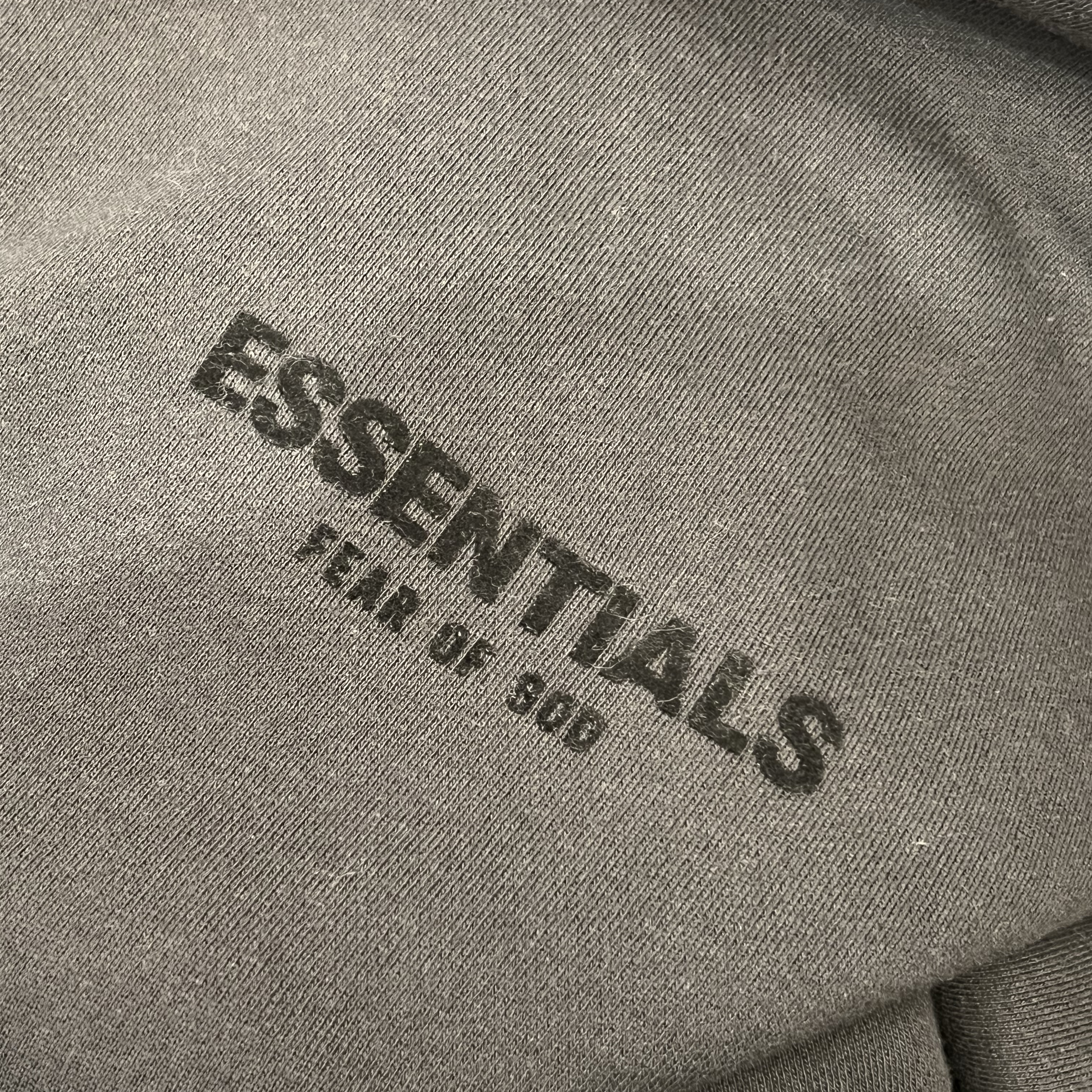 Essentials The Core Collection Hoodie Stretch Limo 착용 스타일