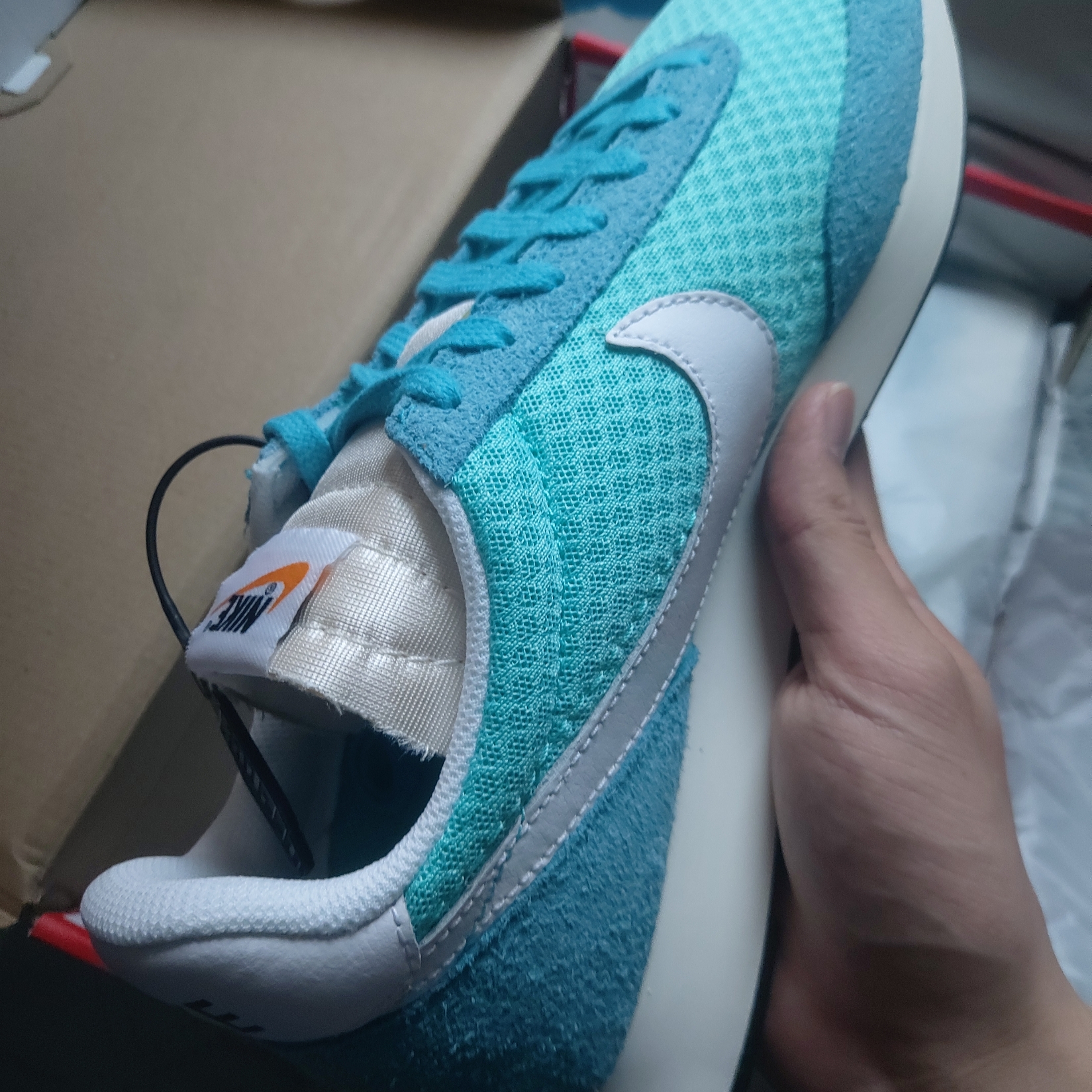 Nike Air Tailwind 79 Aurora Green 착용 스타일