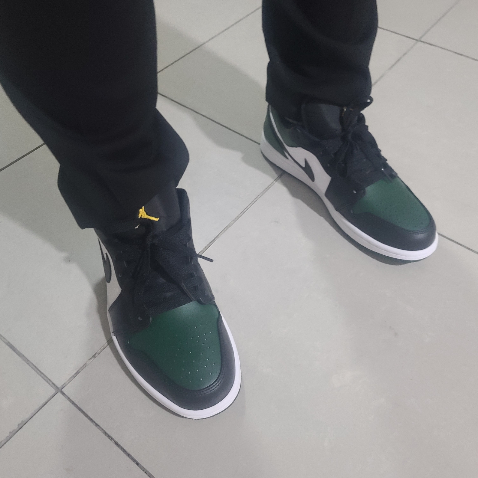 Jordan 1 Low Green Toe 착용 스타일
