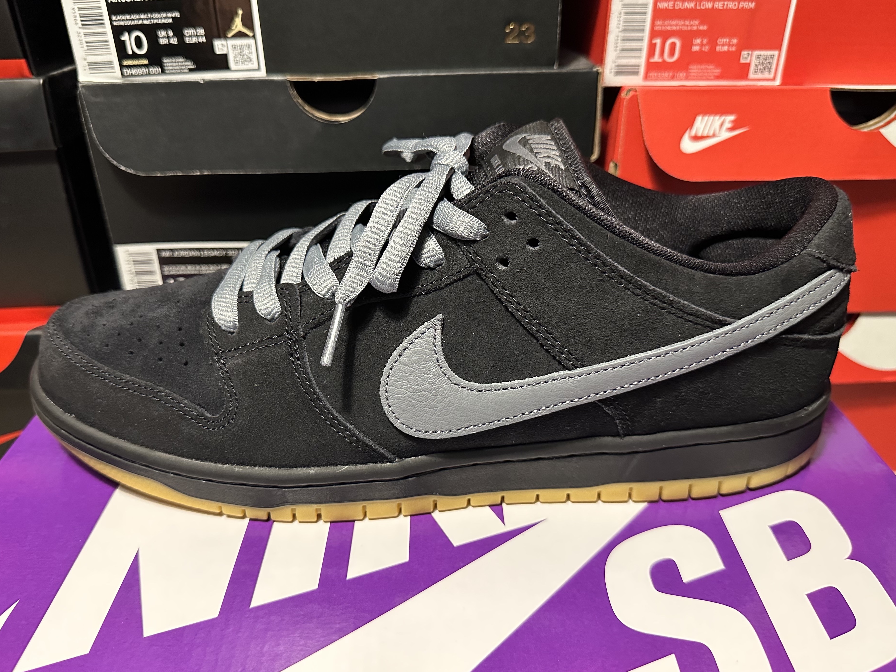 Nike SB Dunk Low Pro Black Cool Grey 착용 스타일 - 4
